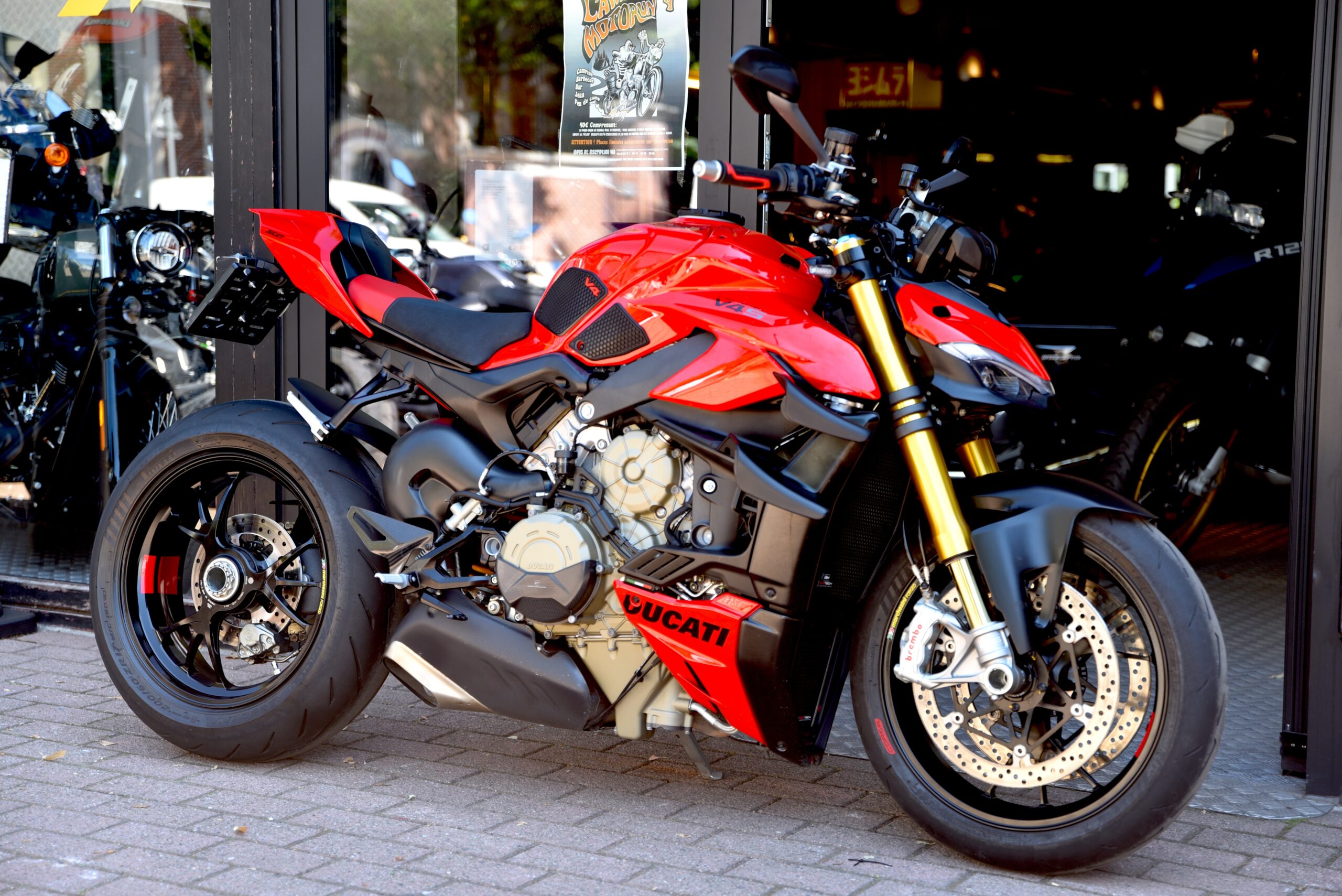 DUCATI STREETFIGHTER V4S