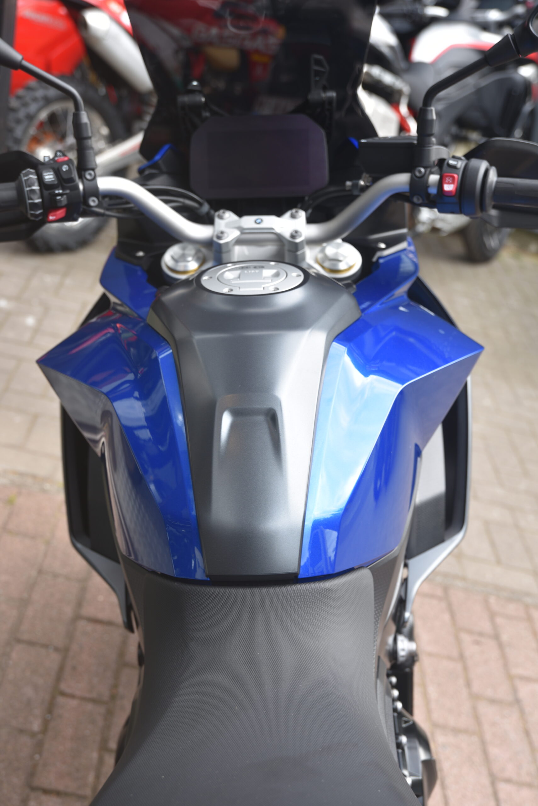 BMW F 900 XR – Image 6