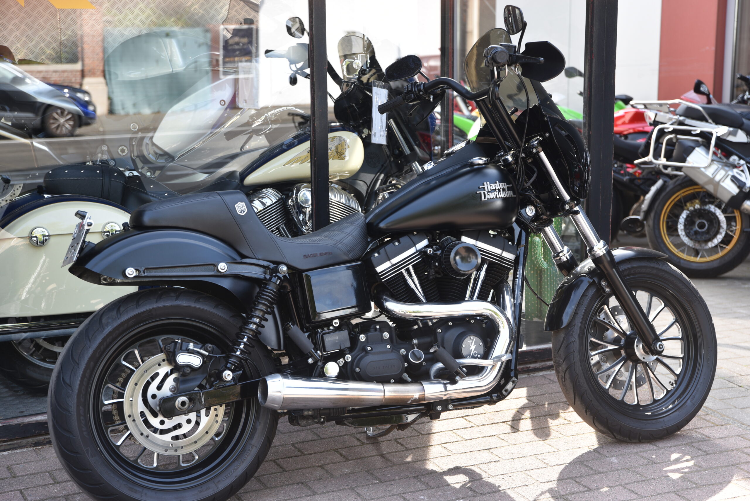 HARLEY DAVIDSON DYNA STREET BOB – Image 3