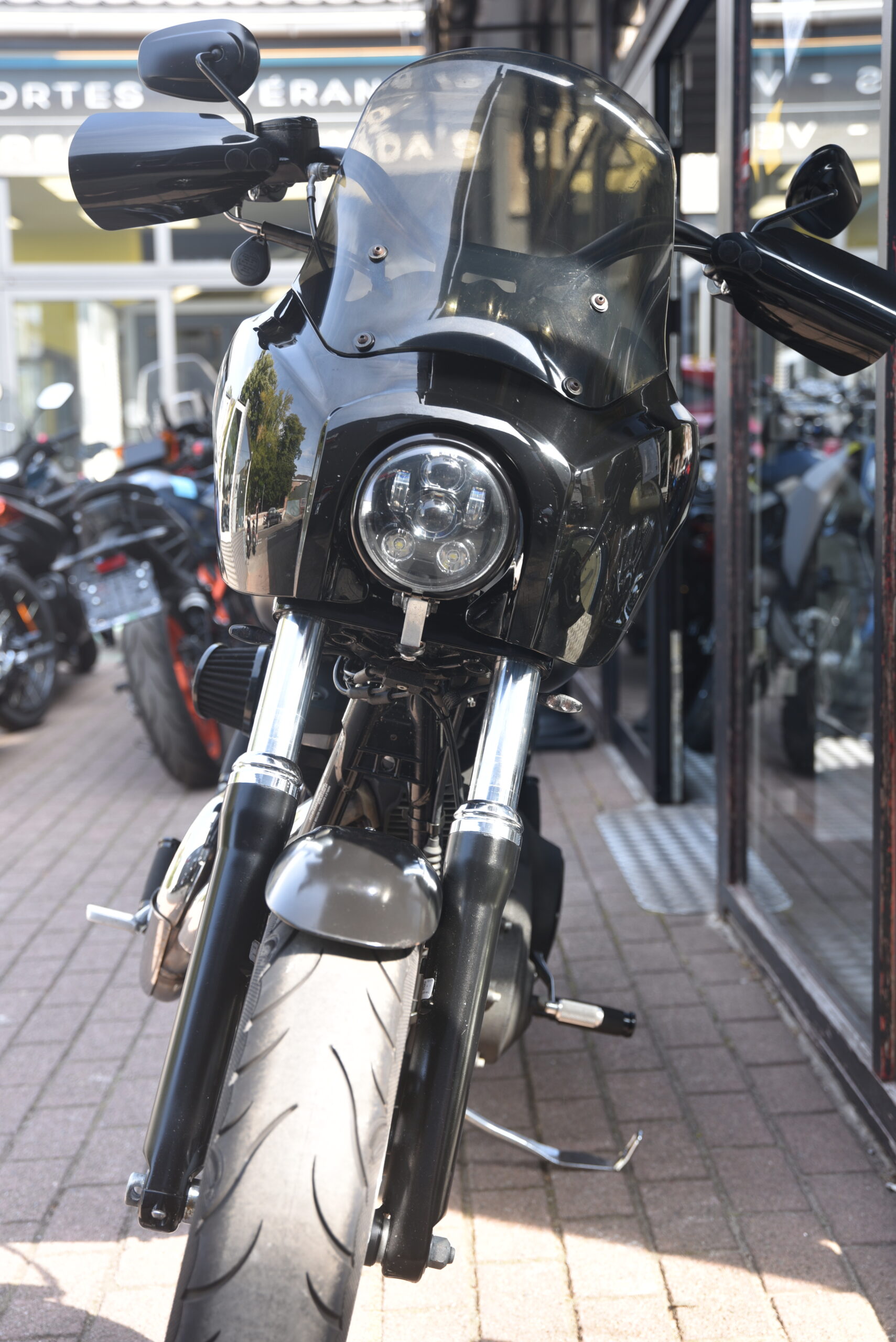 HARLEY DAVIDSON DYNA STREET BOB – Image 5