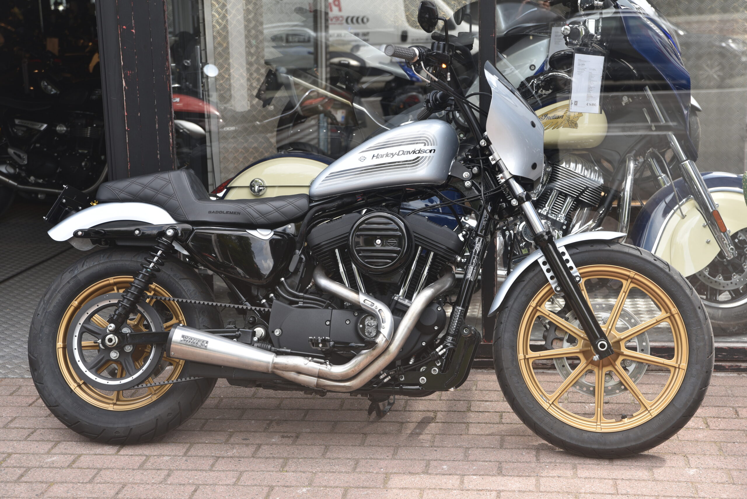 HARLEY DAVIDSON IRON 1200 – Image 2