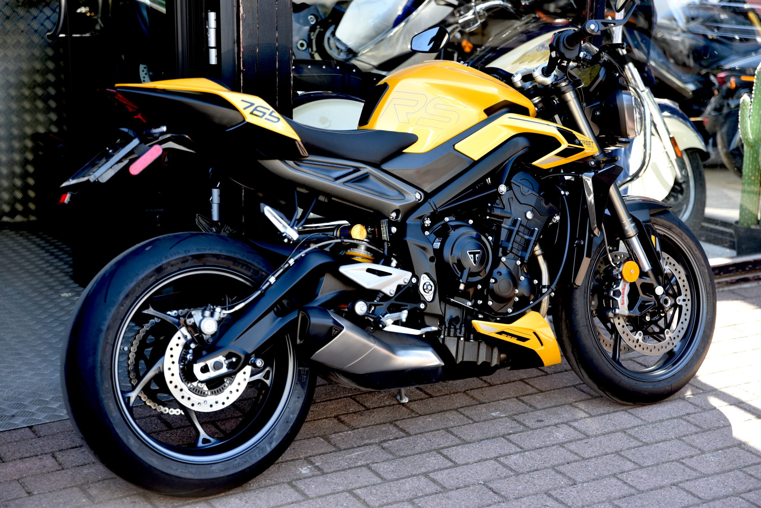 TRIUMPH 765 STREET TRIPLE RS – Image 3