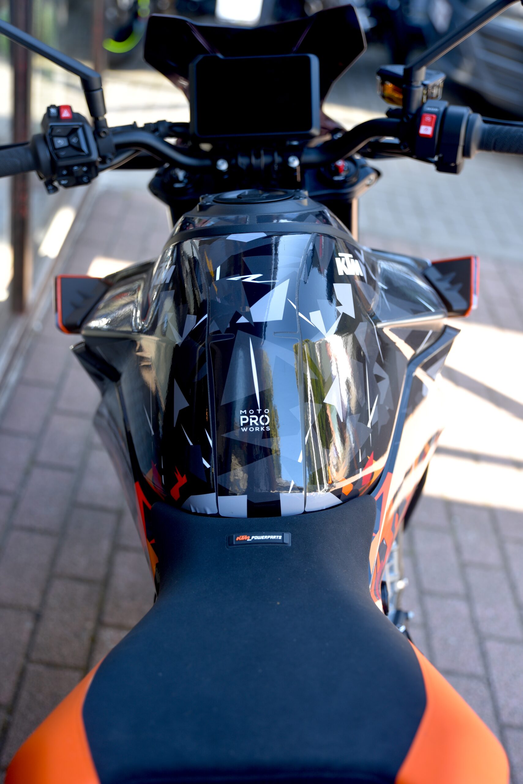 KTM 990 DUKE – Image 6