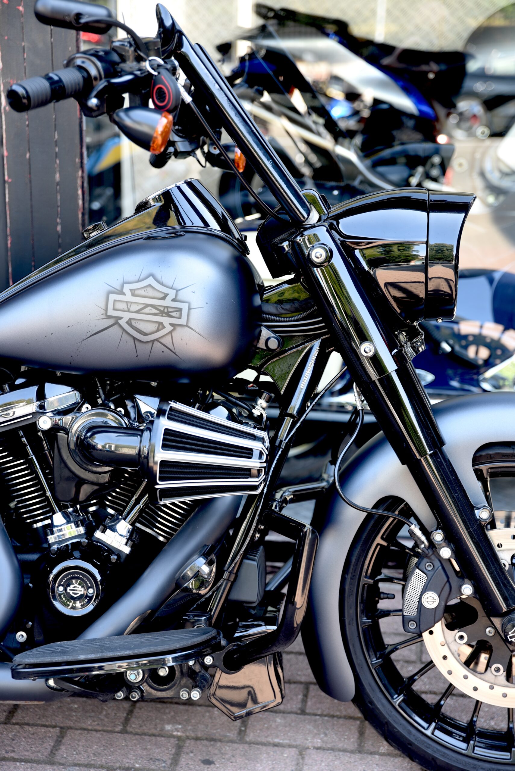 HARLEY DAVIDSON 107 ROAD KING SPECIAL – Image 4