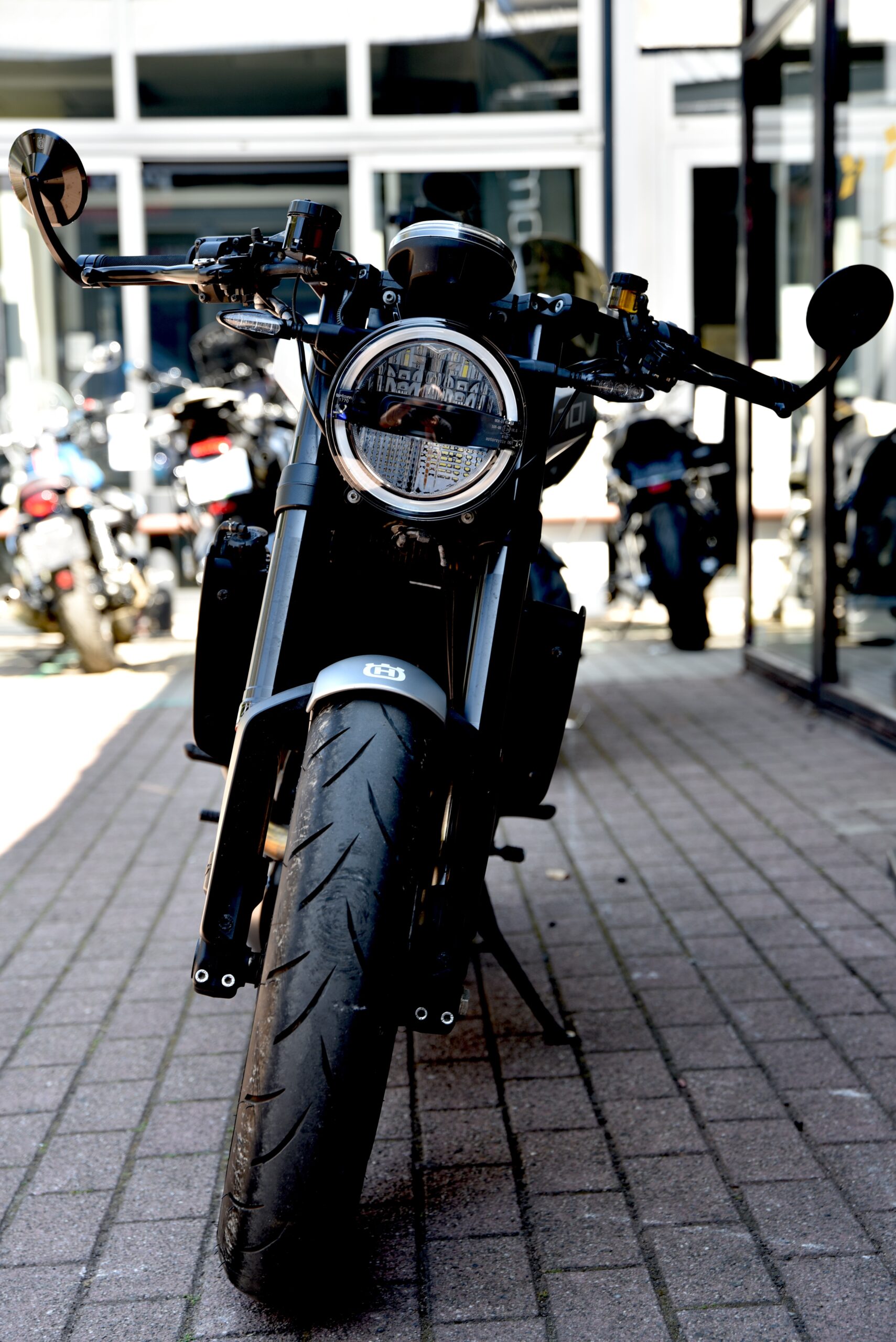 HUSQVARNA VITPILEN 701 – Image 5