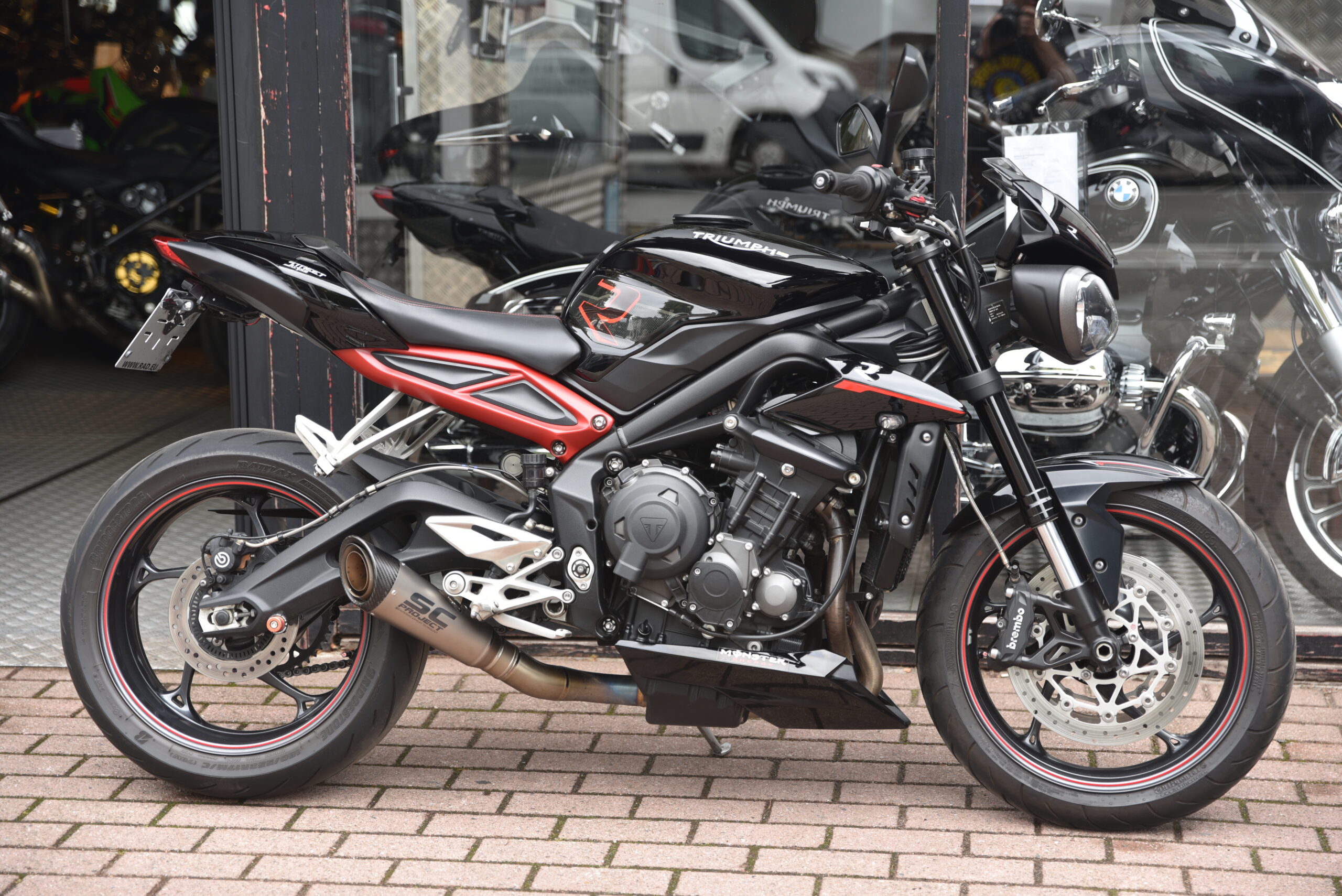 TRIUMPH 765 STREET TRIPLE R – Image 2