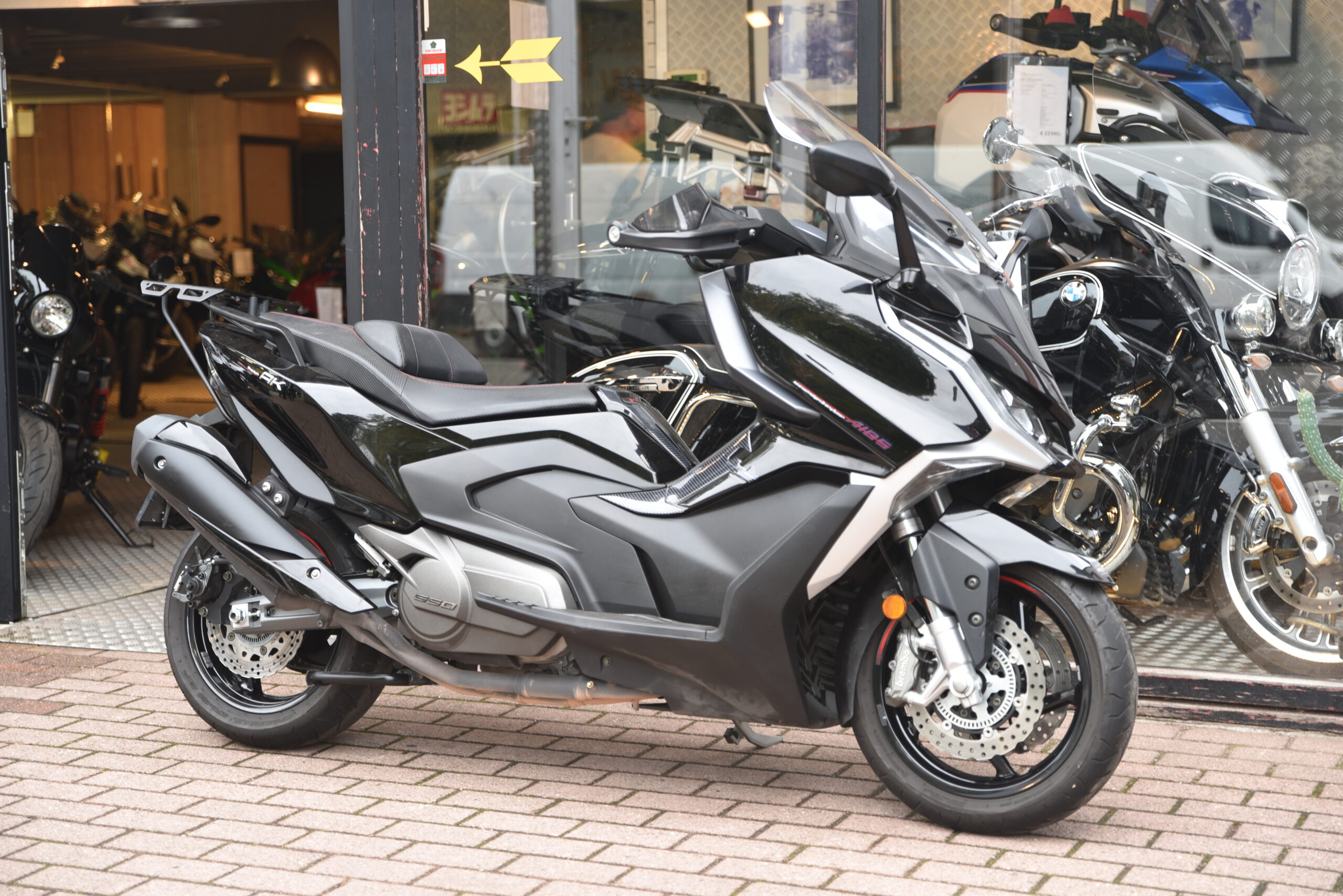 KYMCO AK 550 PREMIUM