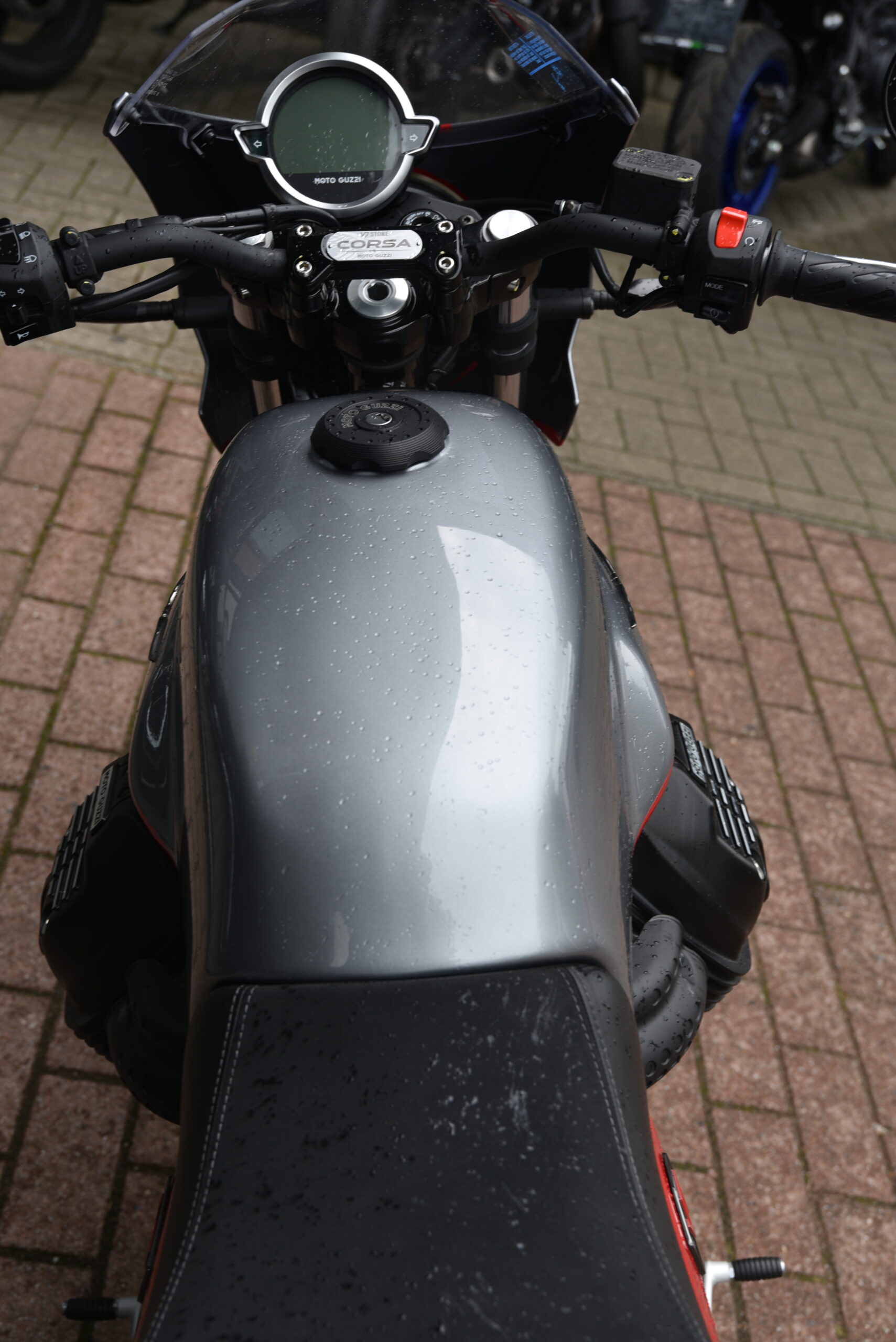 MOTO GUZZI V7 STONE CORSA – Image 6