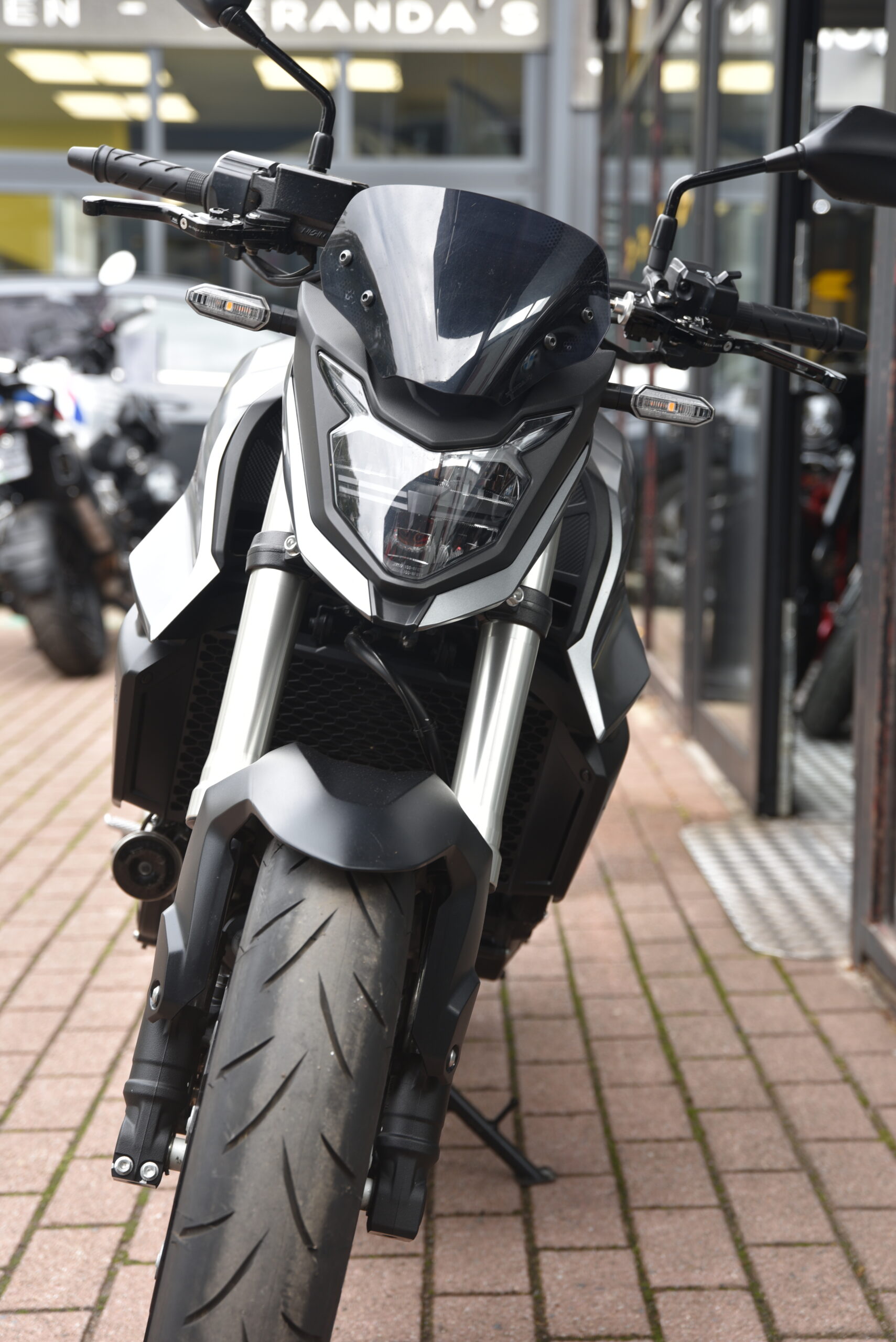 HONDA CB 750 HORNET – Image 5
