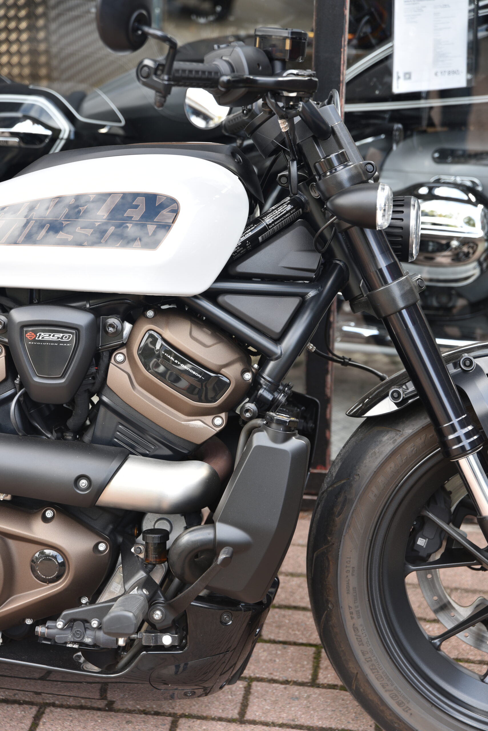 HARLEY DAVIDSON 1250 SPORTSTER S – Image 4