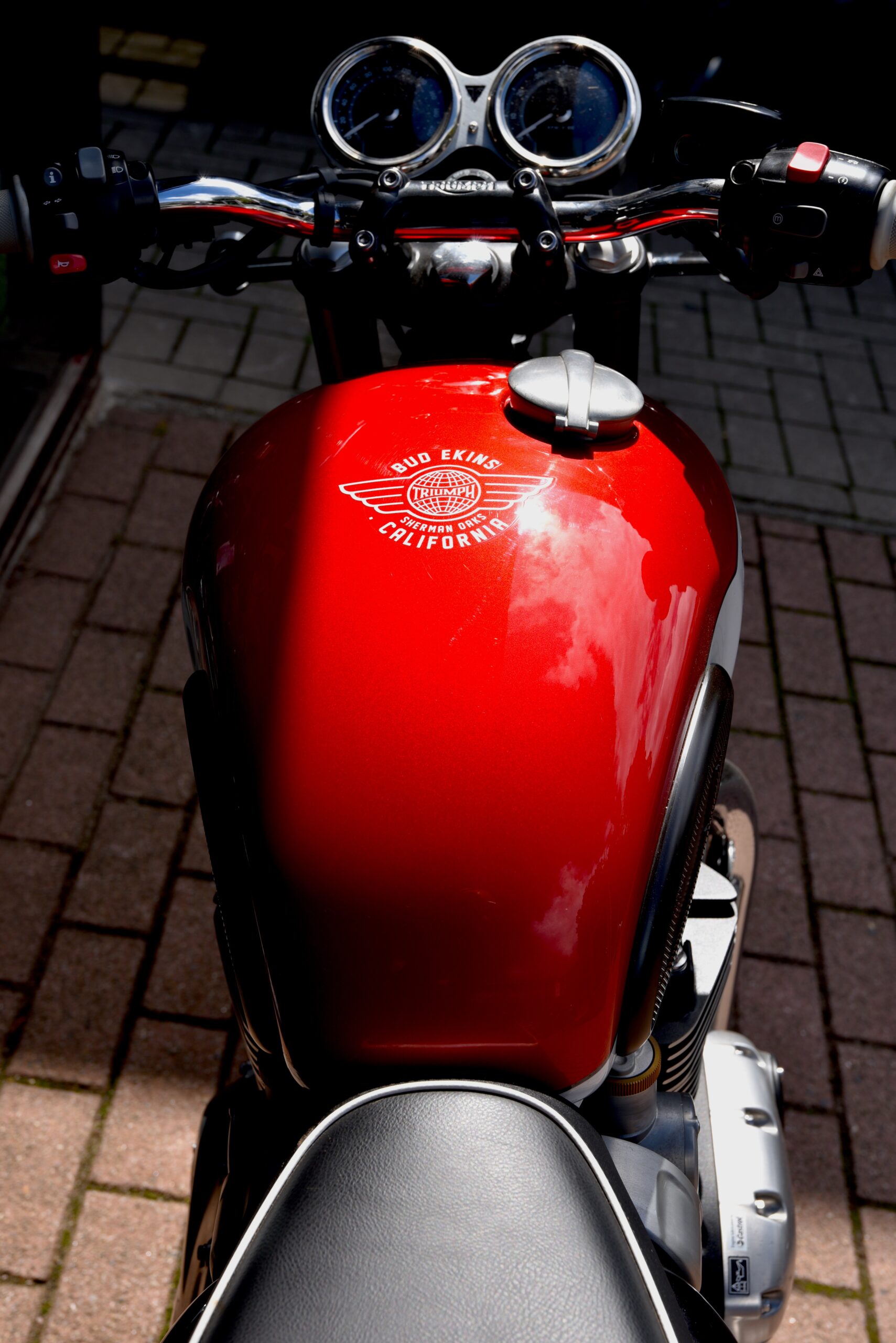 TRIUMPH BONNEVILLE T120 BUD EKINS – Image 6