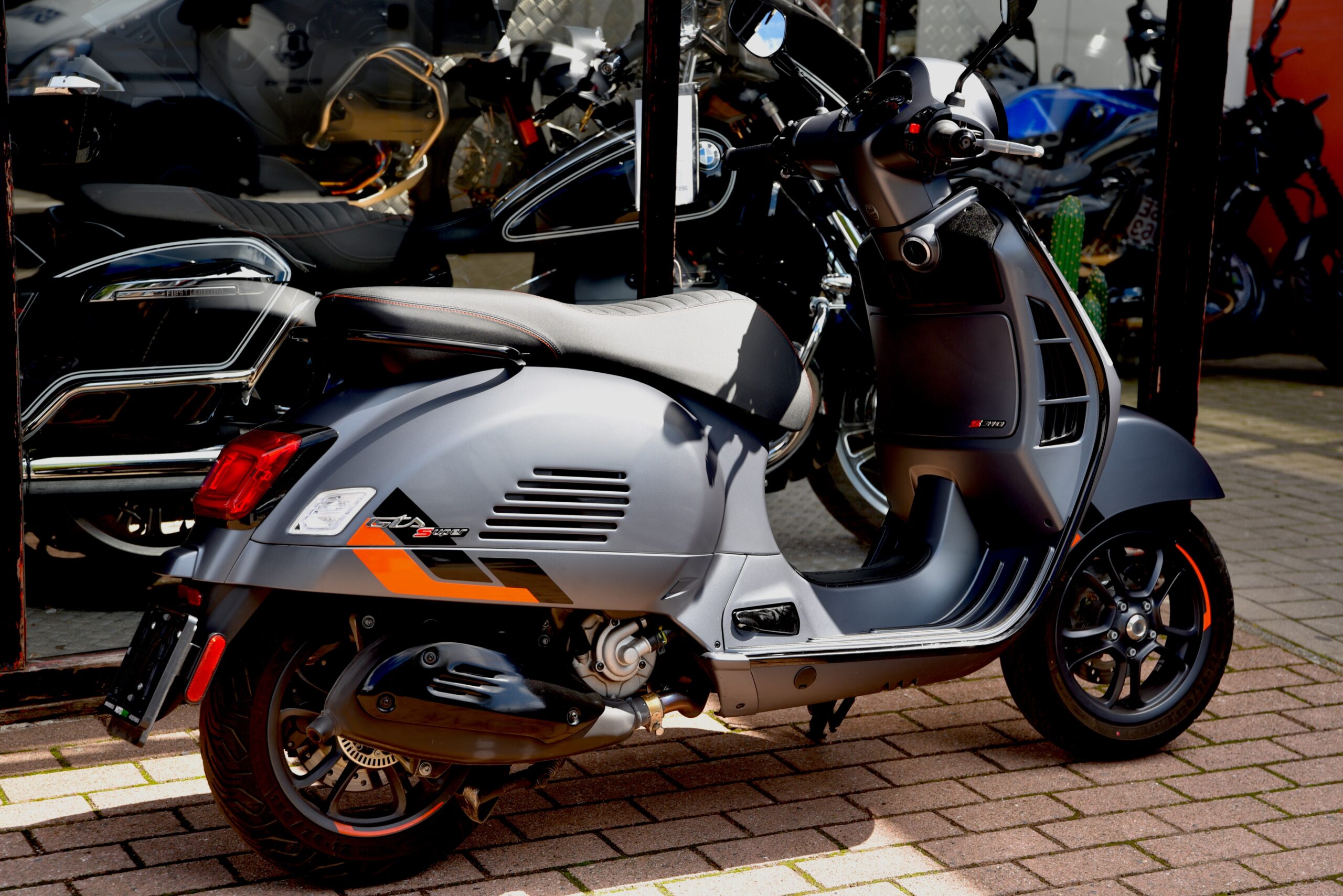 PIAGGIO VESPA GTS SUPER SPORT 310 – Image 3