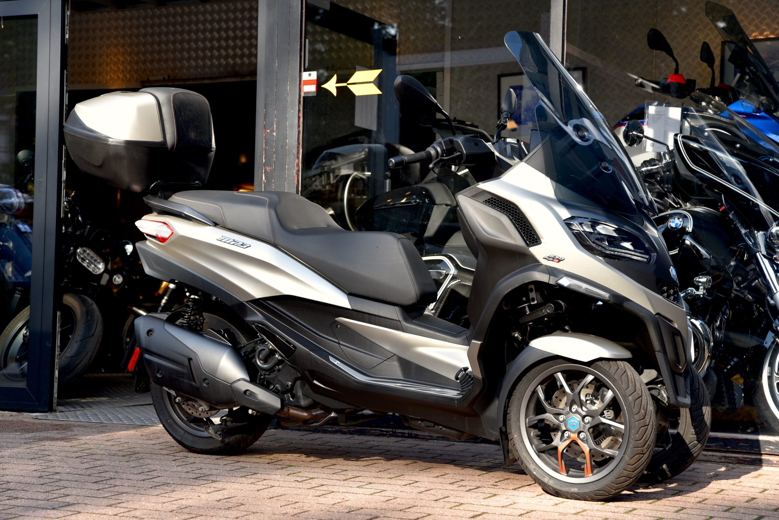 PIAGGIO MP3 530 HPE