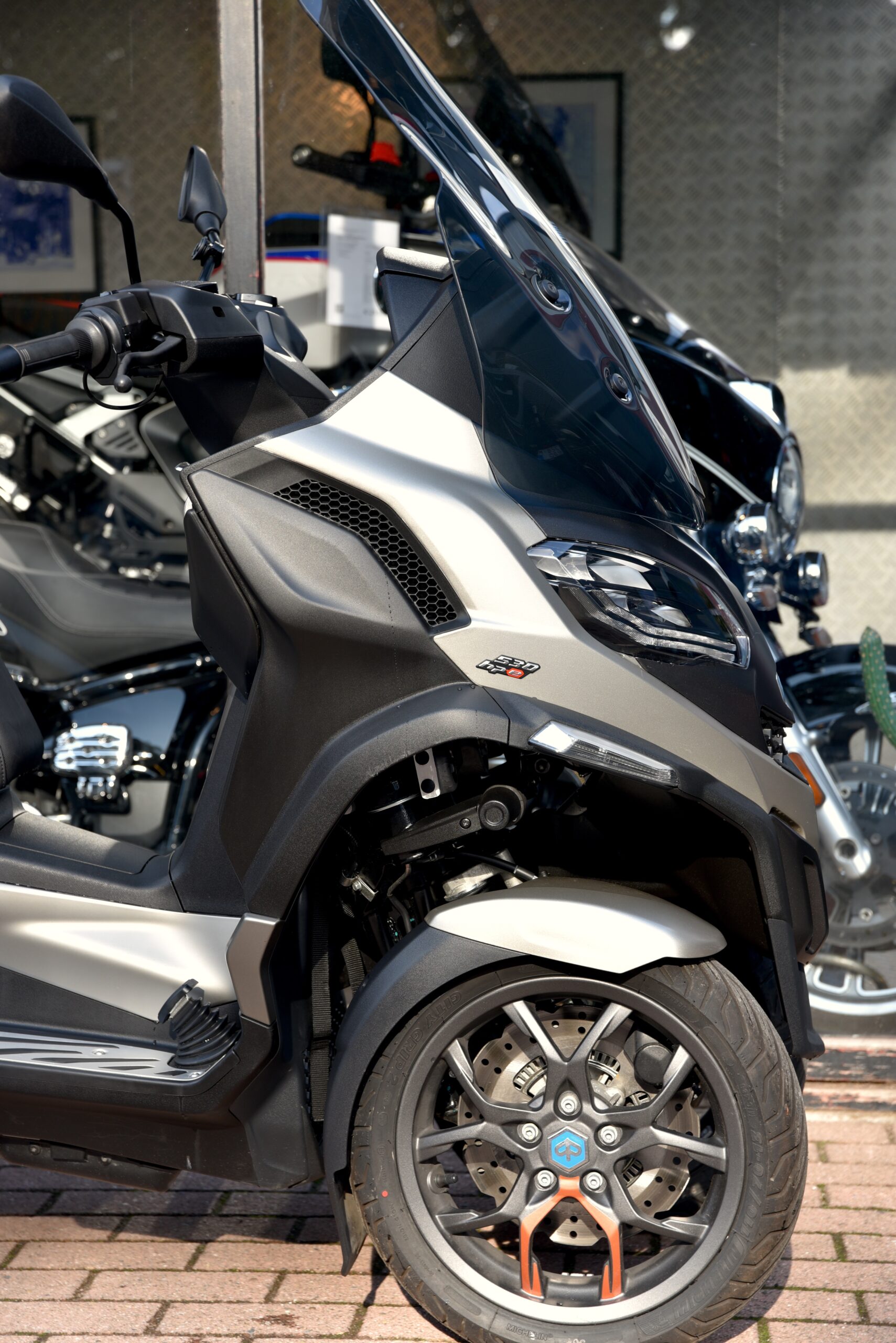 PIAGGIO MP3 530 HPE – Image 4