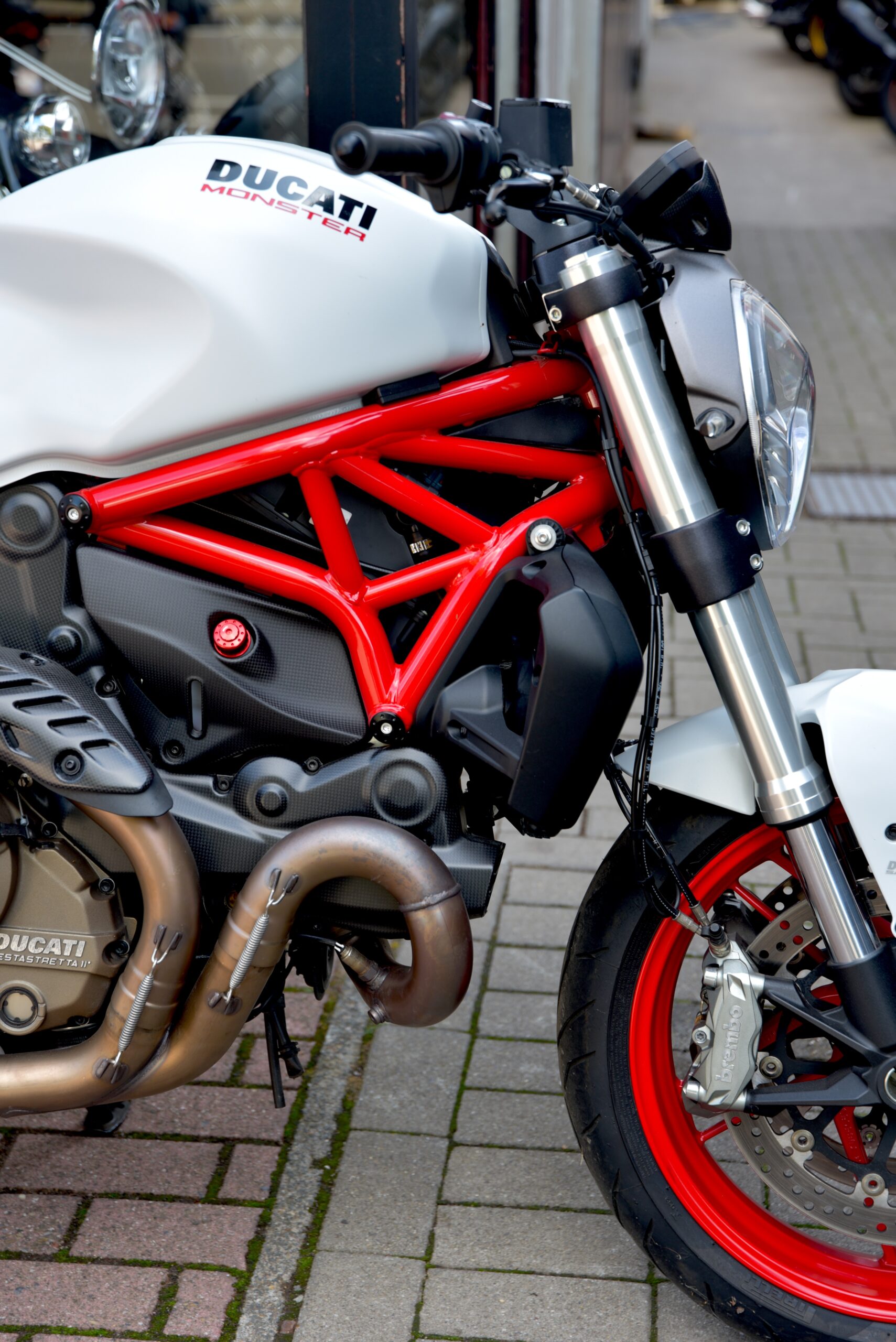 DUCATI MONSTER 821 – Image 4