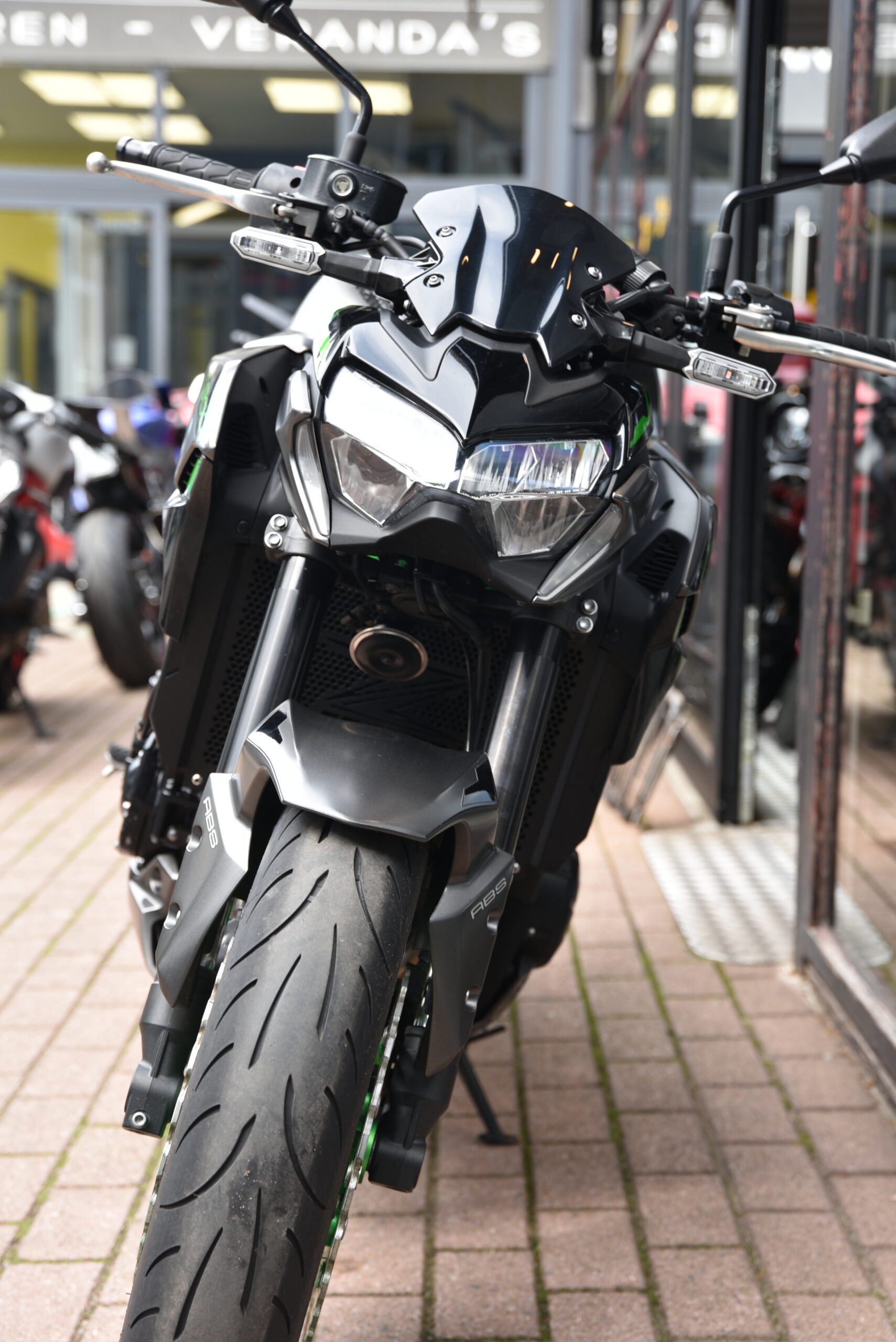 KAWASAKI Z 900 PERFORMANCE – Image 5