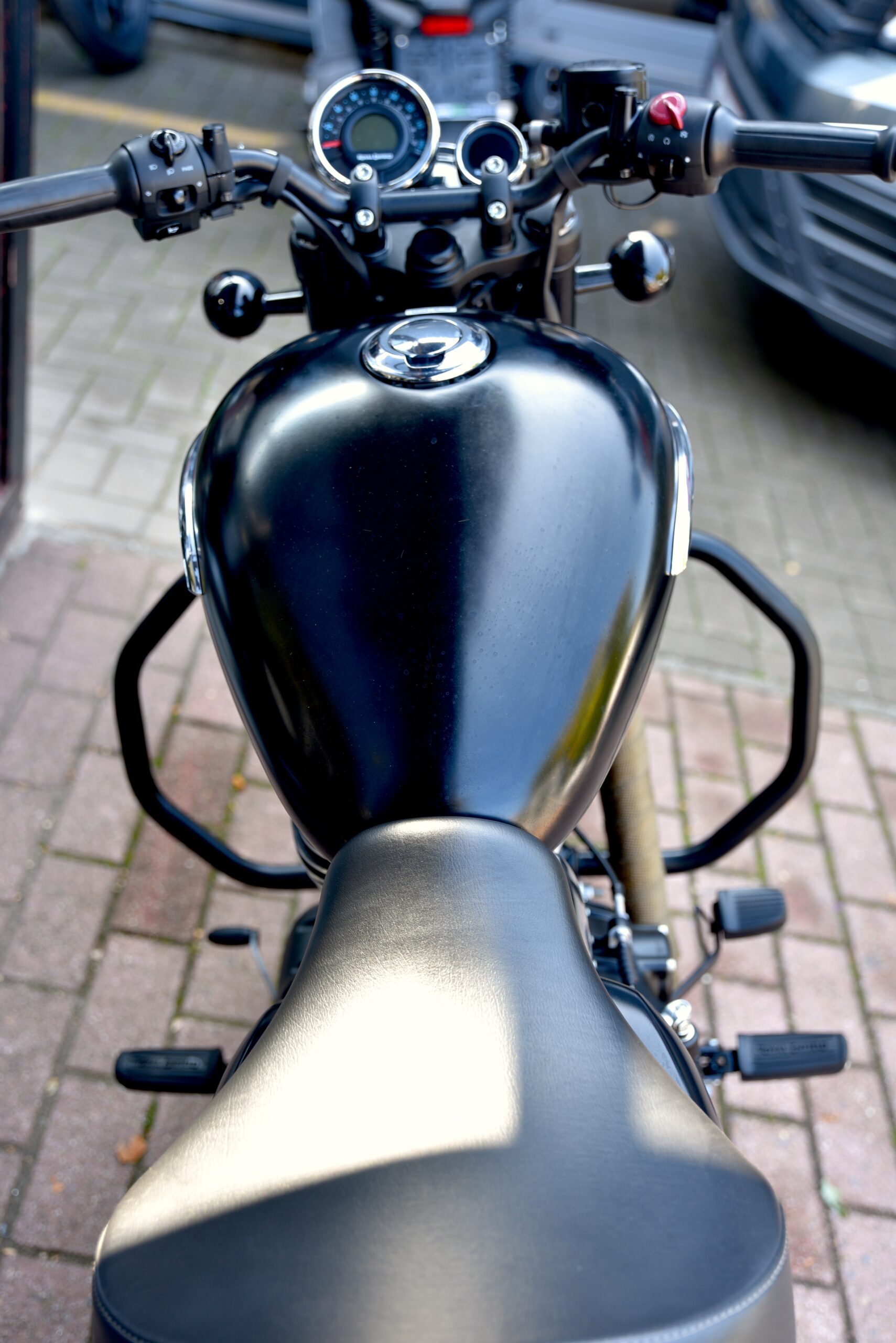 ROYAL ENFIELD METEOR 350 – Image 6
