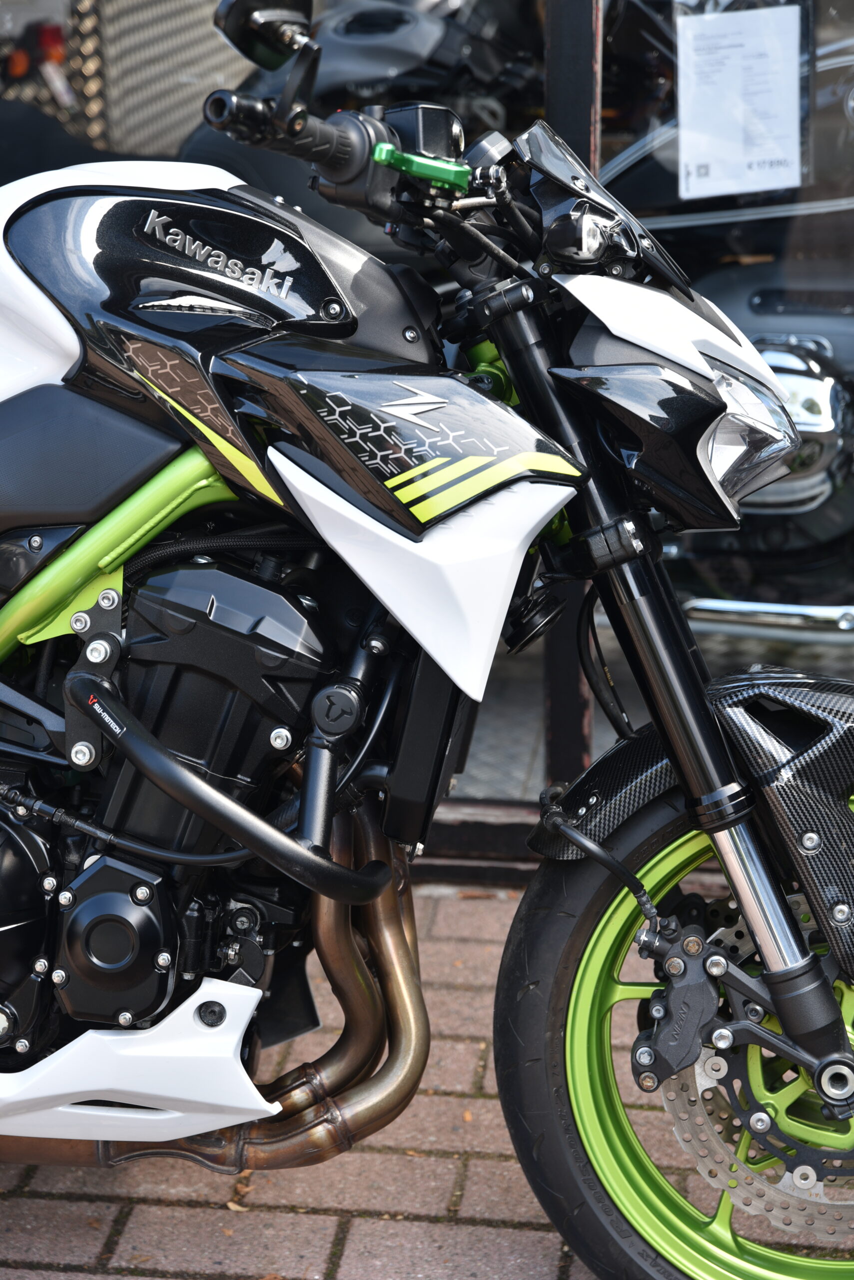 KAWASAKI Z 900 – Image 4