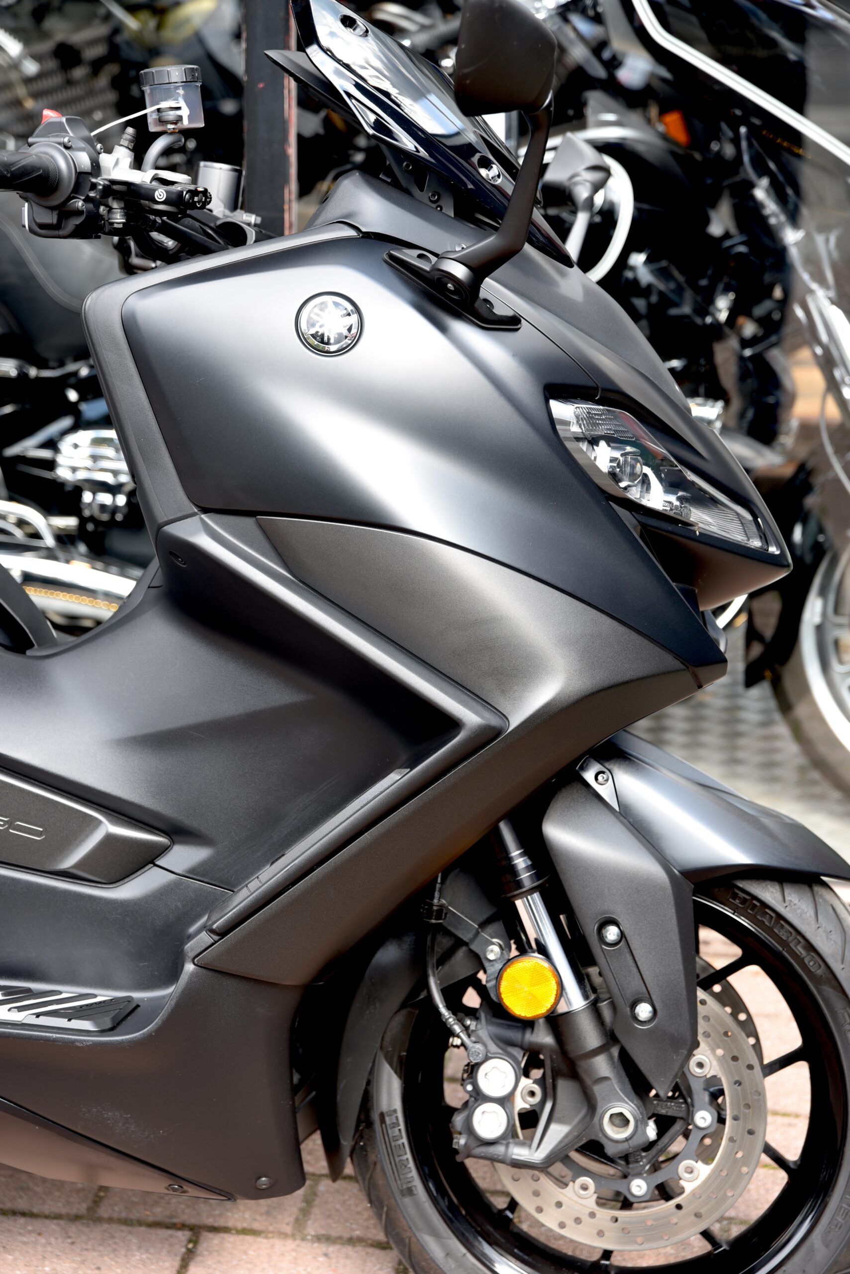 YAMAHA TMAX 560 – Image 4
