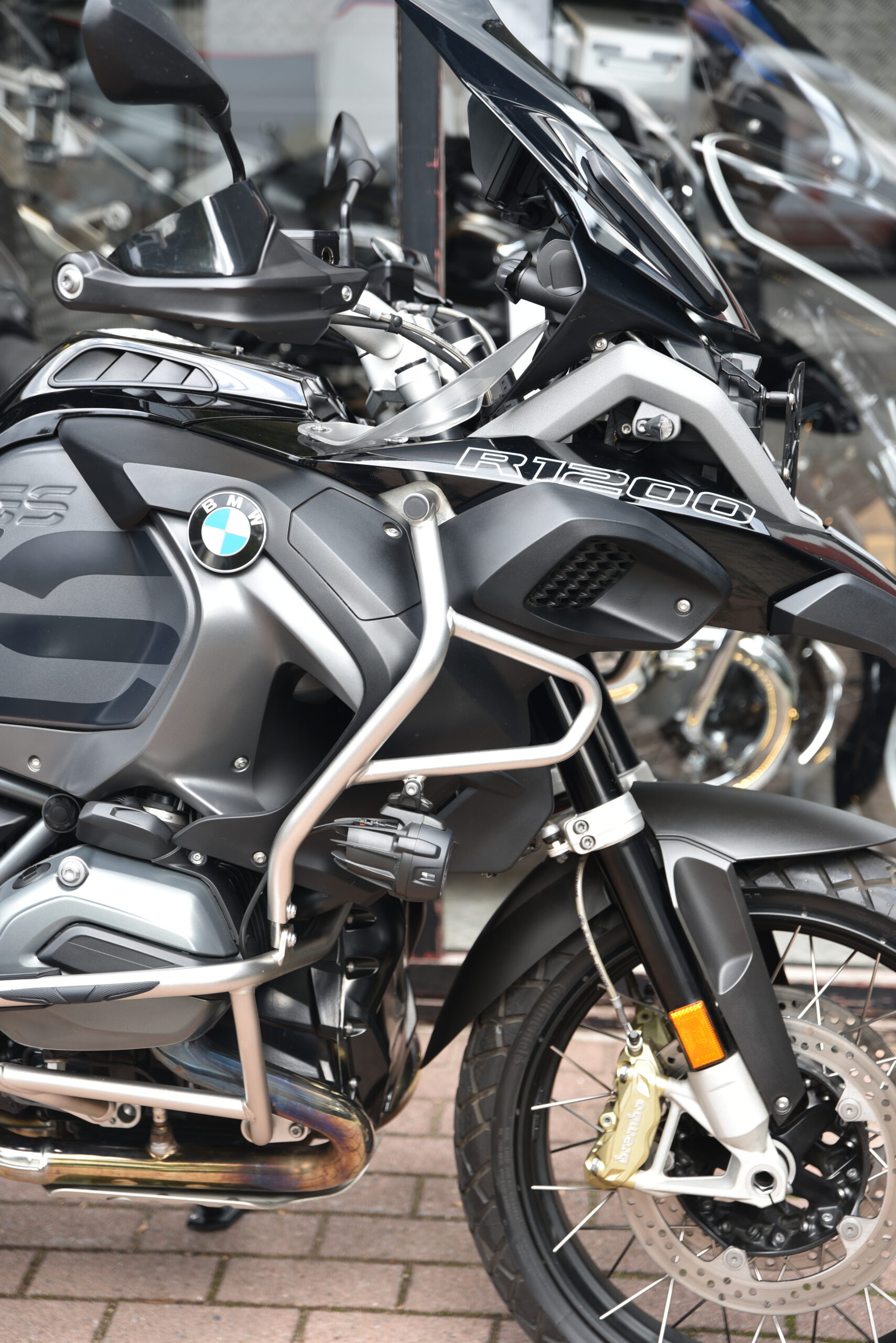 BMW R 1200 GS ADVENTURE TRIPLE BLACK – Image 4