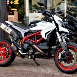 DUCATI HYPERMOTARD 939