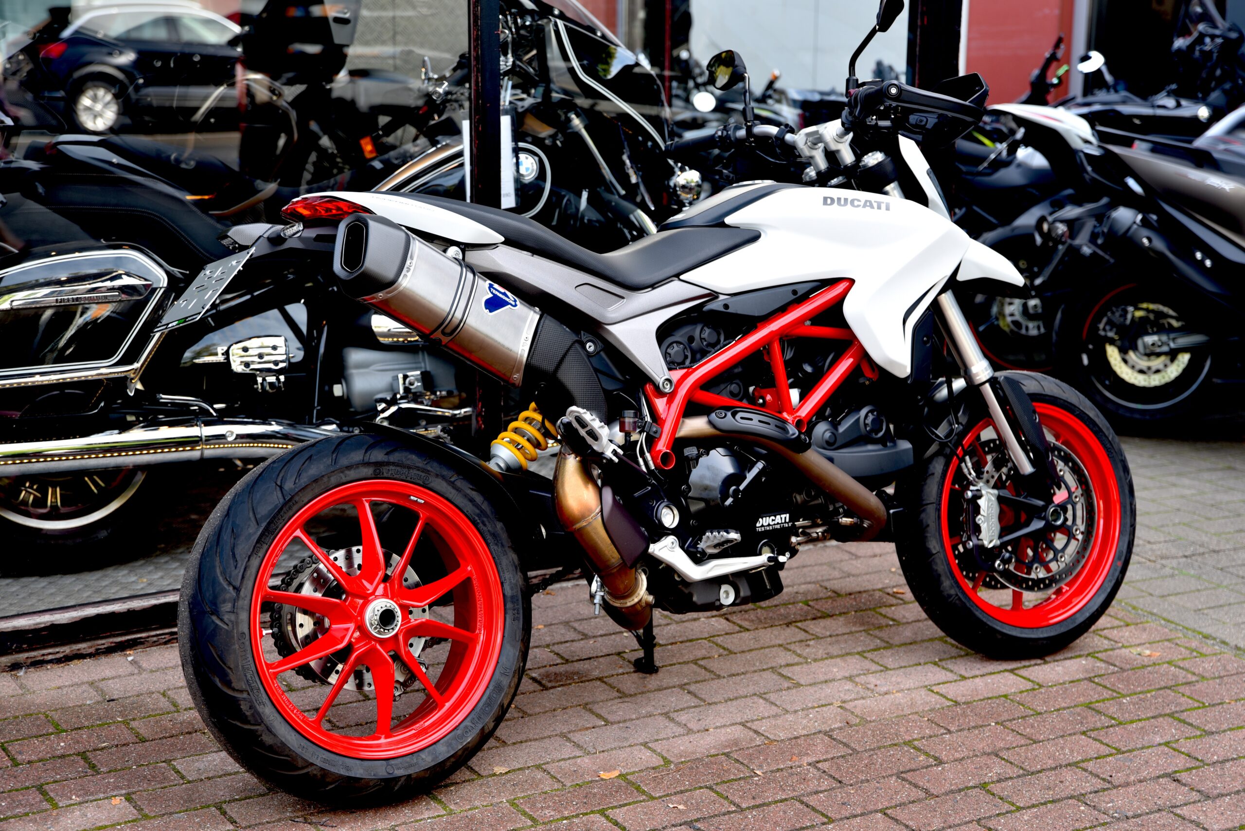 DUCATI HYPERMOTARD 939 – Image 3