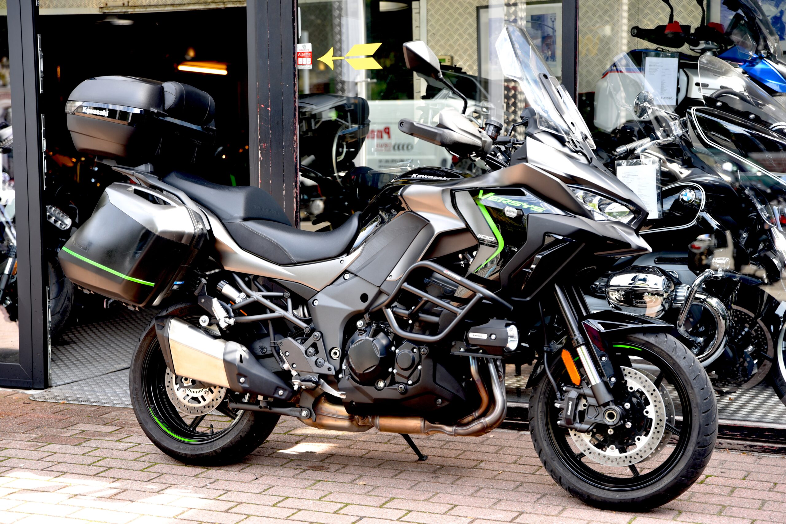KAWASAKI VERSYS 1100 GRAND TOURER
