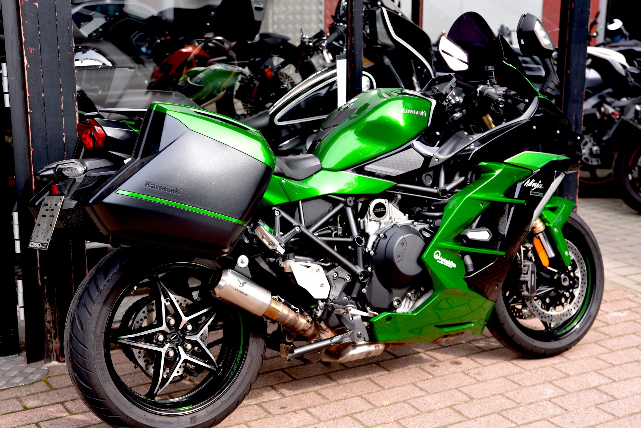 KAWASAKI NINJA H2 SX – Image 3
