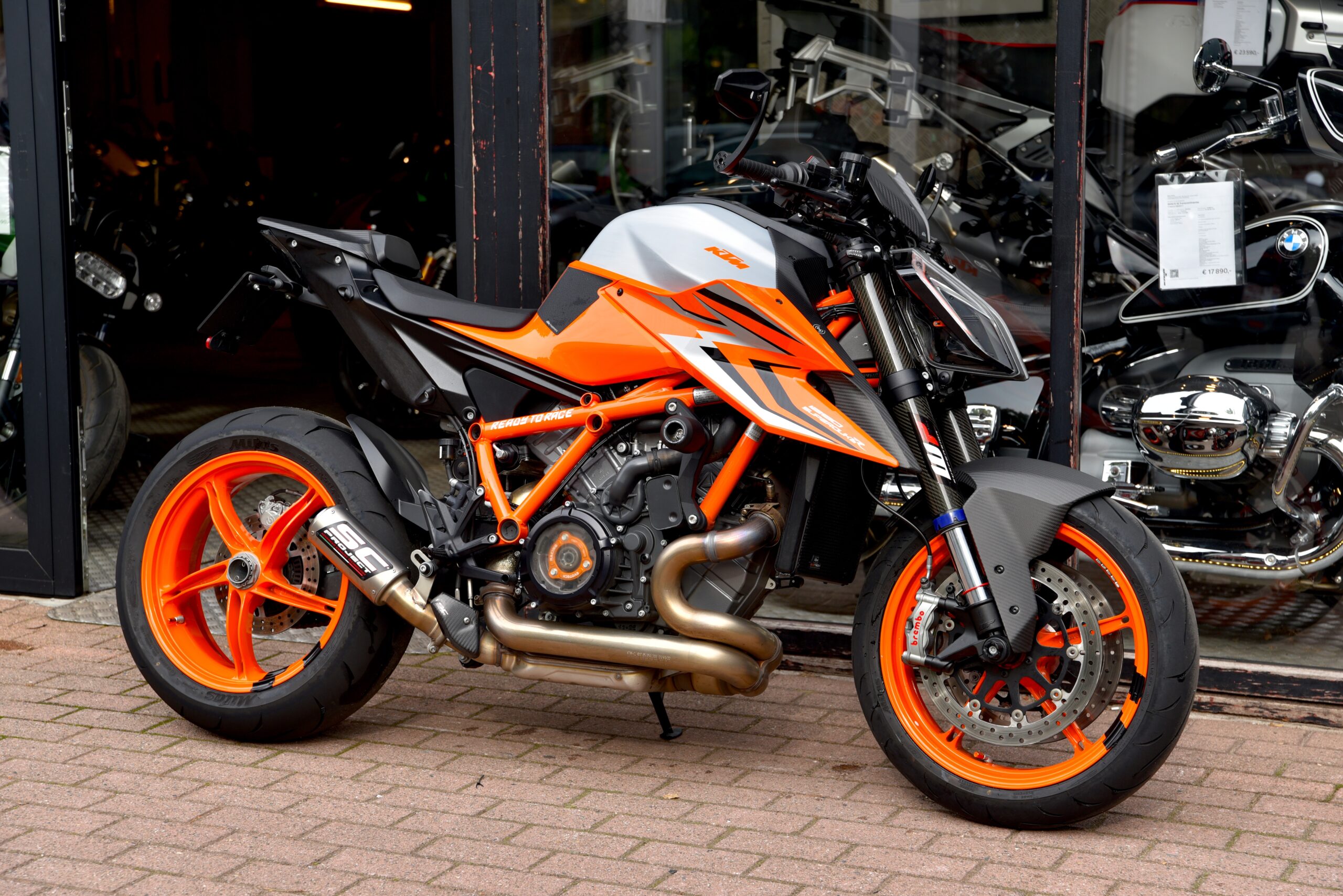 KTM 1290 SUPER DUKE R EVO