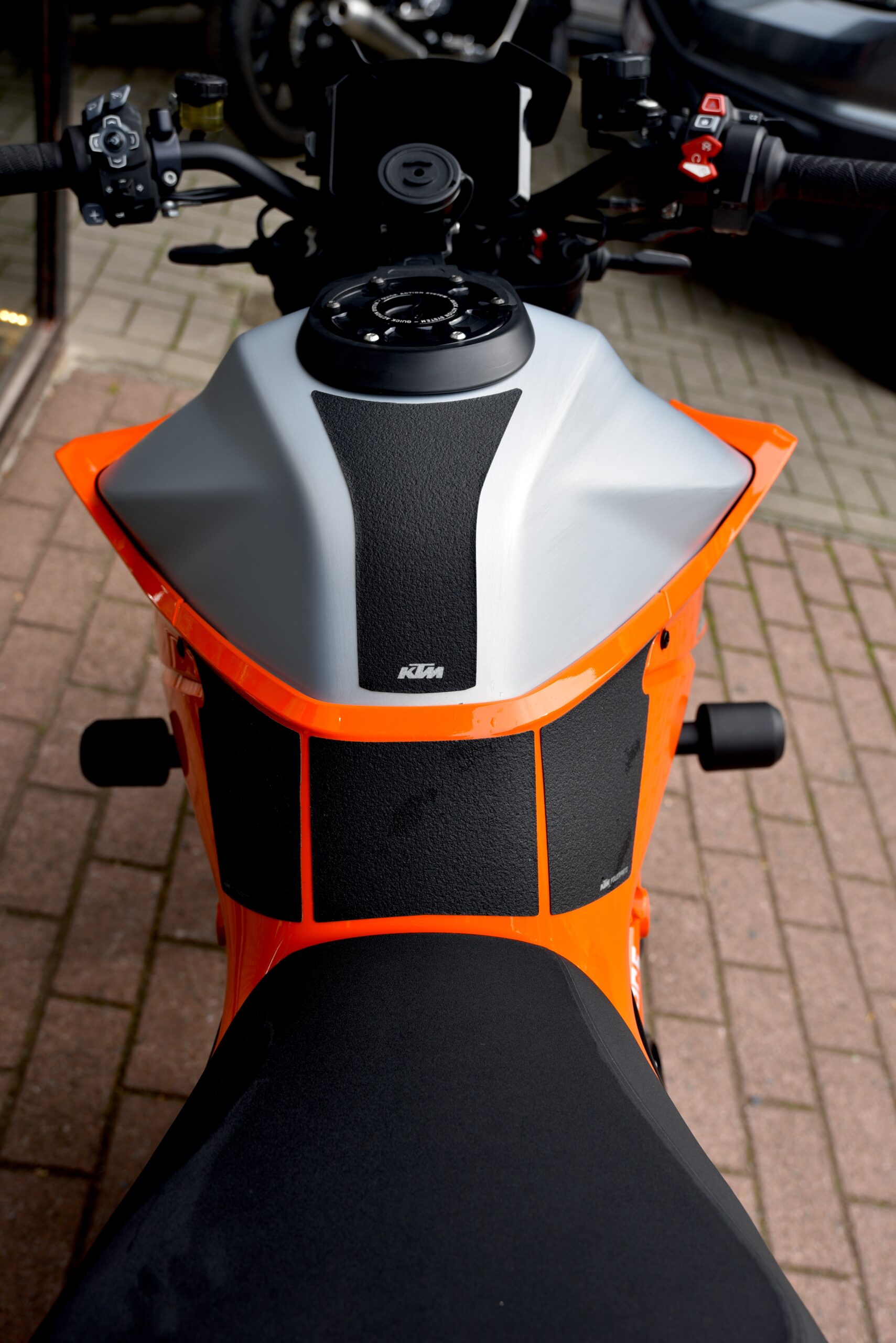 KTM 1290 SUPER DUKE R EVO – Image 6