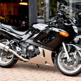 KAWASAKI ZZR 600
