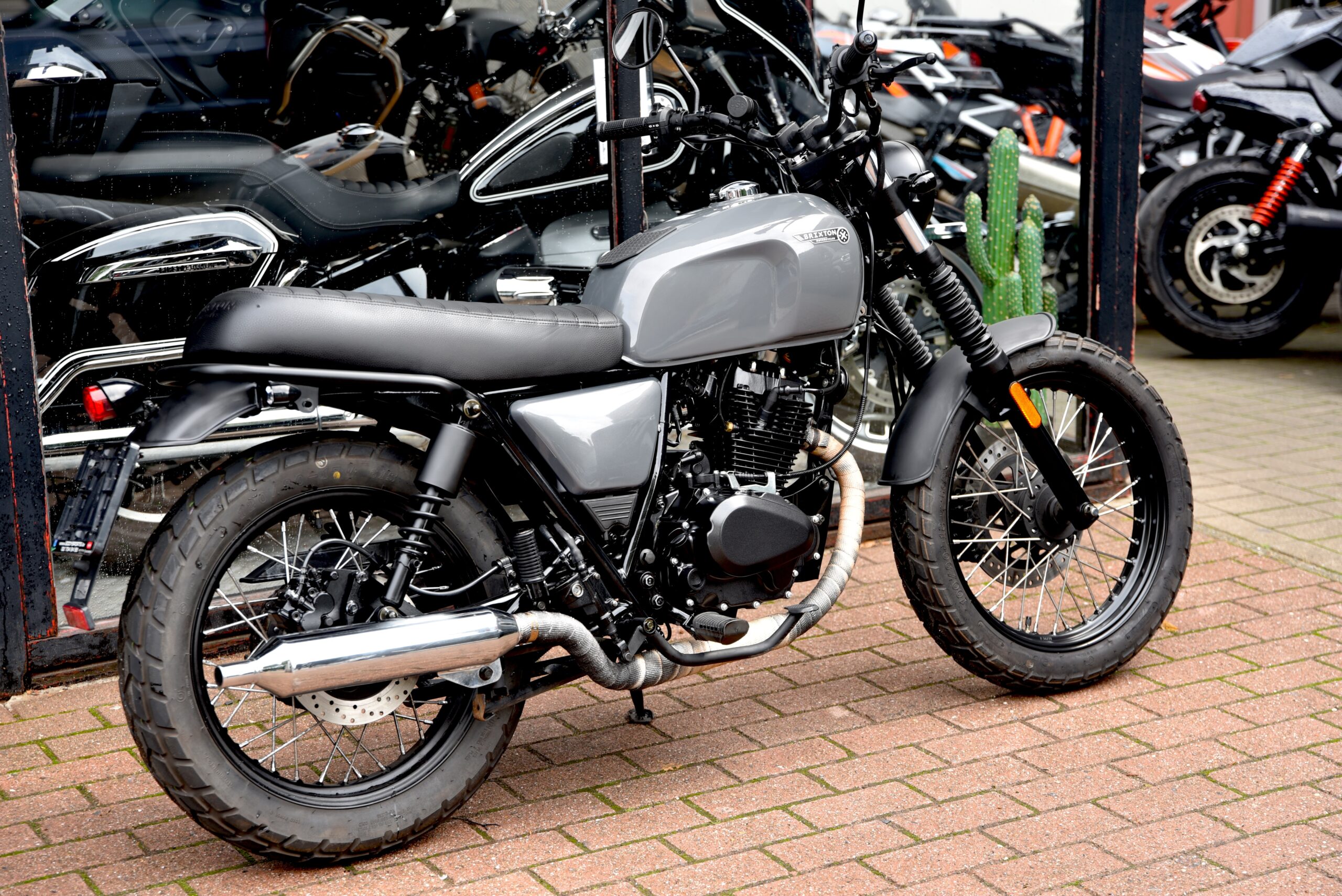 BRIXTON CROMWELL 125 – Image 3