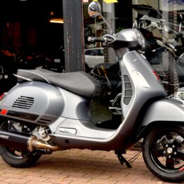 PIAGGIO VESPA GTS 300 IE ABS