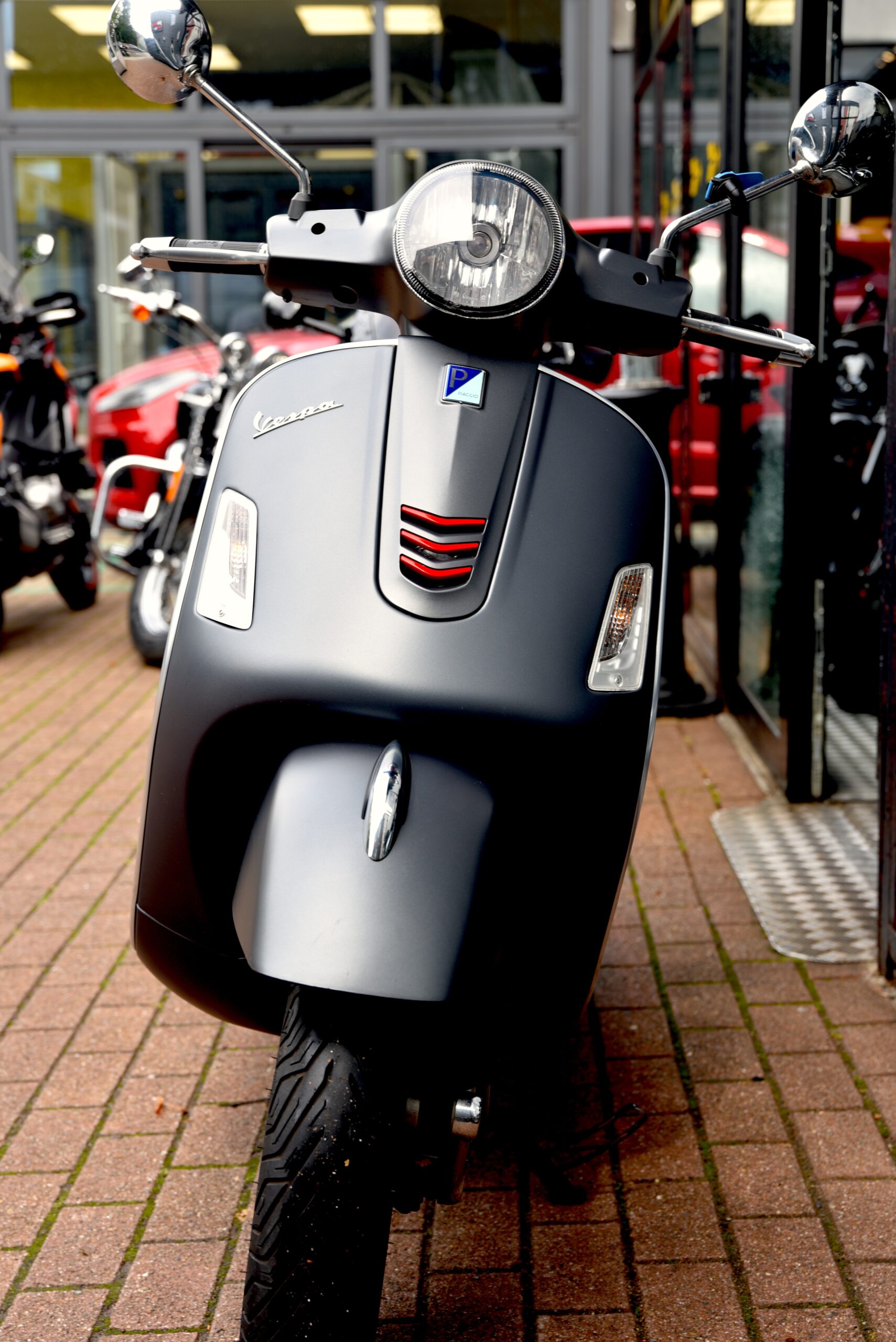 PIAGGIO VESPA GTS 300 IE ABS – Image 5