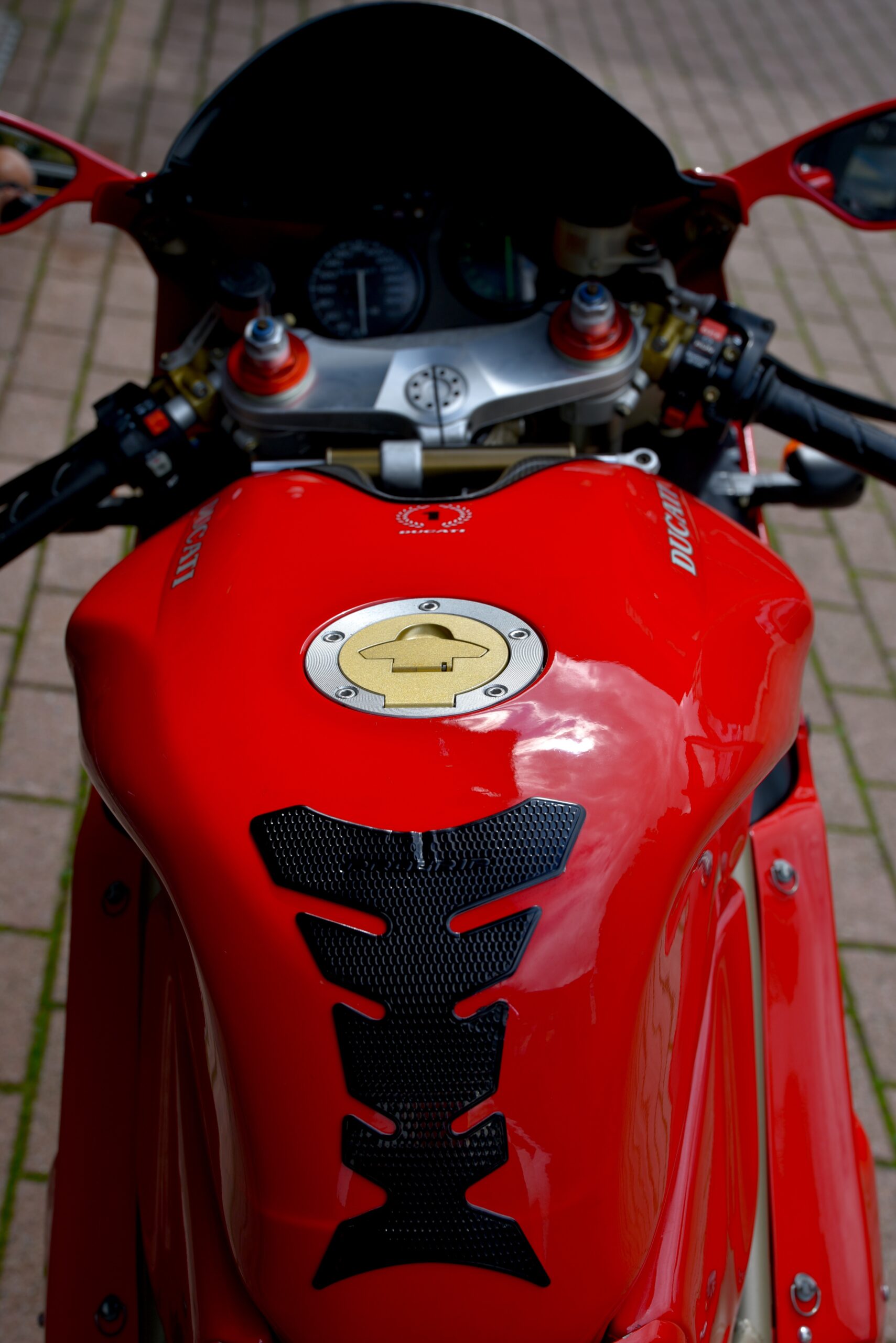 DUCATI 916 – Image 6
