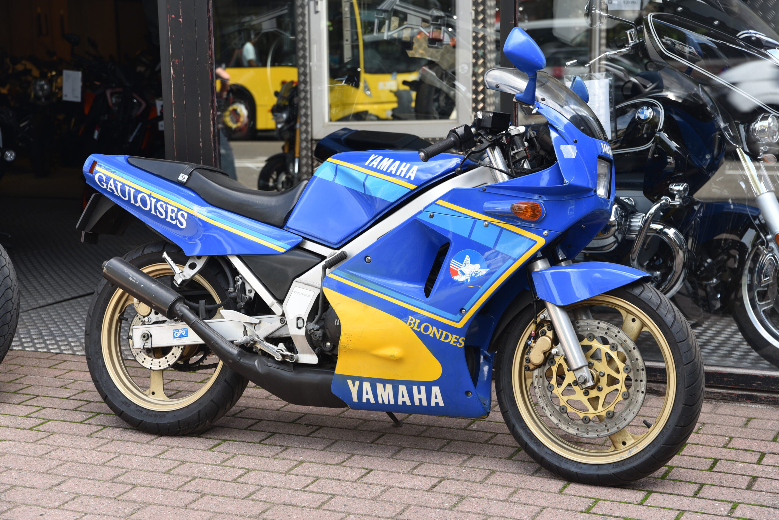 YAMAHA TZR 250