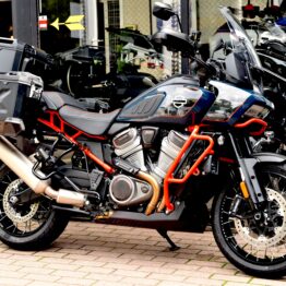 HARLEY DAVIDSON PAN AMERICA CVO