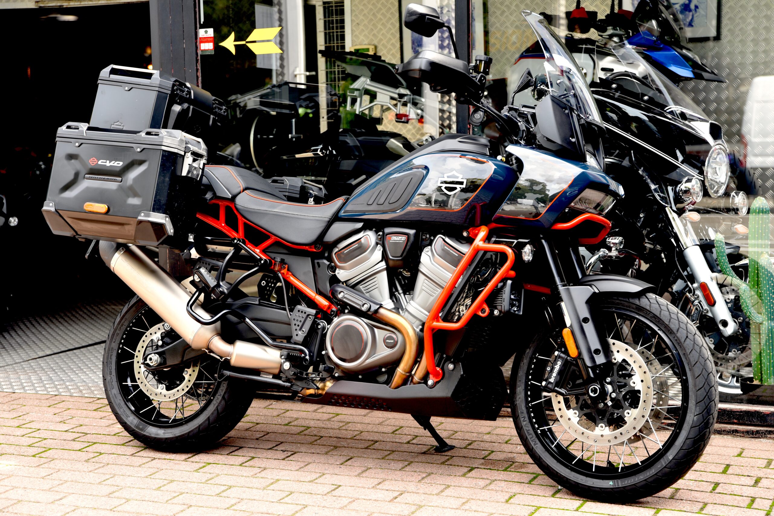 HARLEY DAVIDSON PAN AMERICA CVO