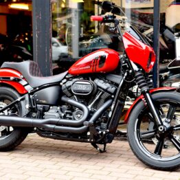 HARLEY DAVIDSON STREET BOB