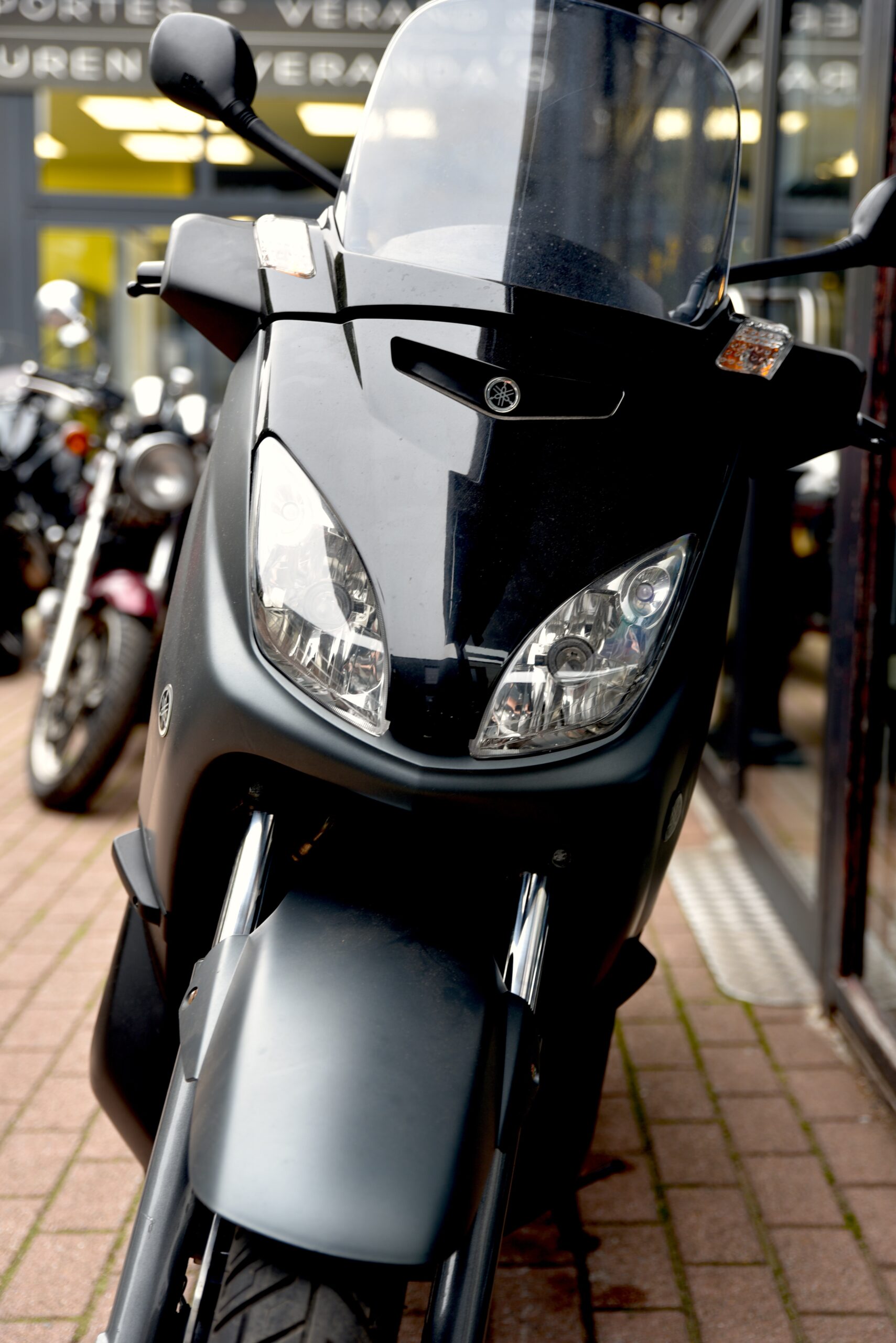 YAMAHA XMAX 125 – Image 5