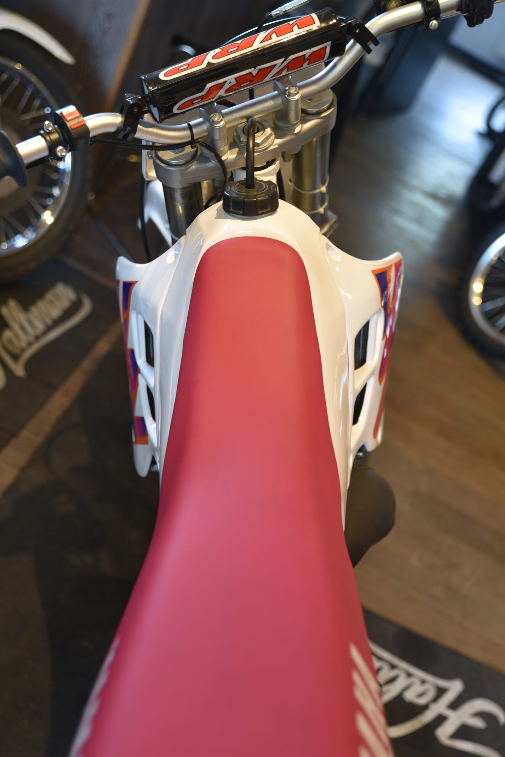 YAMAHA YZ 125 – Image 6