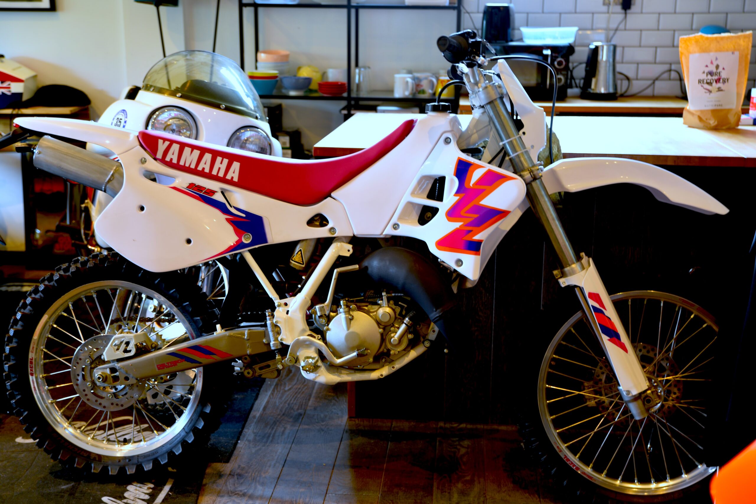 YAMAHA YZ 125