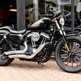 HARLEY DAVIDSON IRON 883