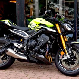 TRIUMPH STREET TRIPLE MOTO2 EDITION