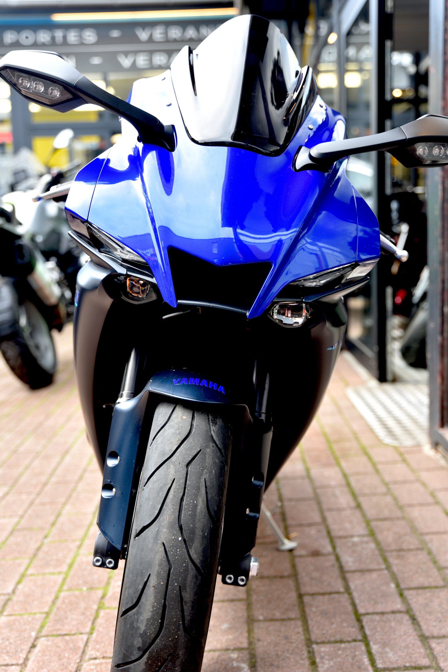 YAMAHA YZF-R1 – Image 5