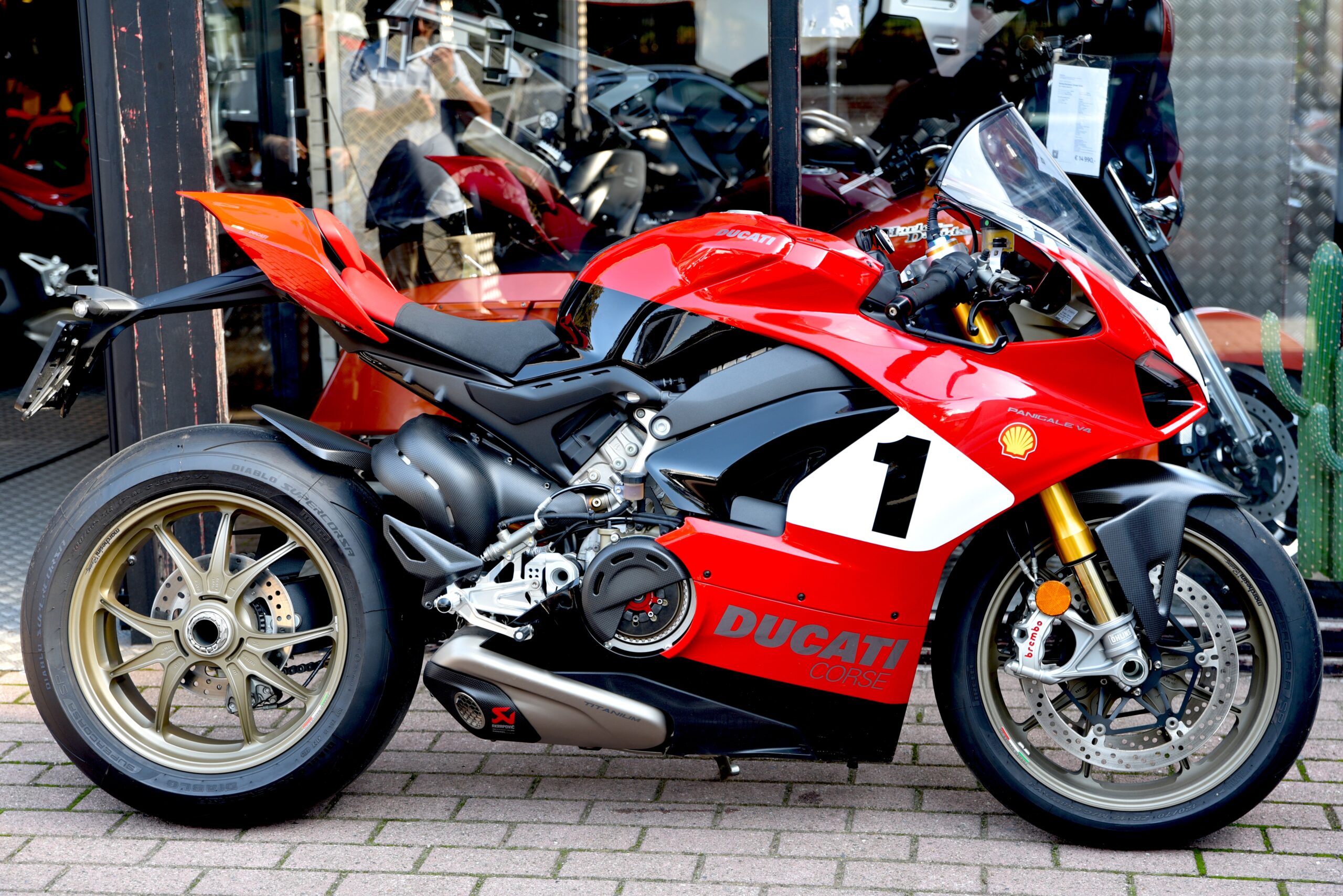 DUCATI PANIGALE V4 S 25° ANNIVERSARIO 916 – Image 2