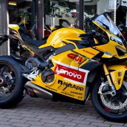 DUCATI PANIGALE V4 S BAGNAIA 2023 WORLD CHAMPION REPLICA