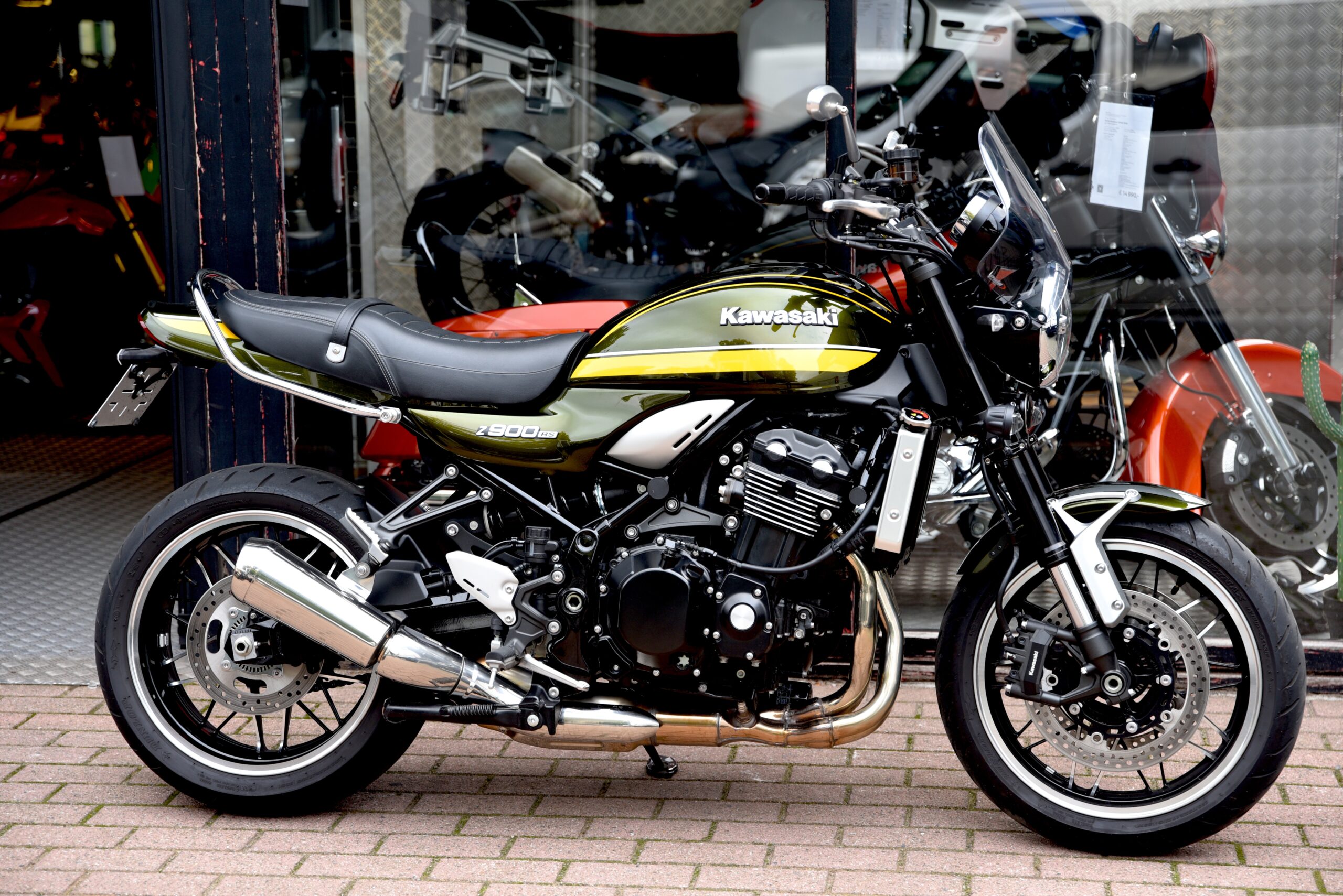 KAWASAKI Z 900 RS – Image 2
