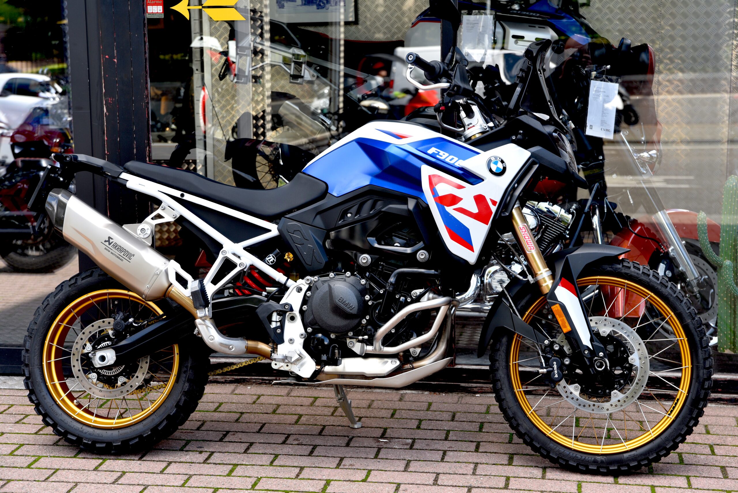 BMW F 900 GS – Image 2