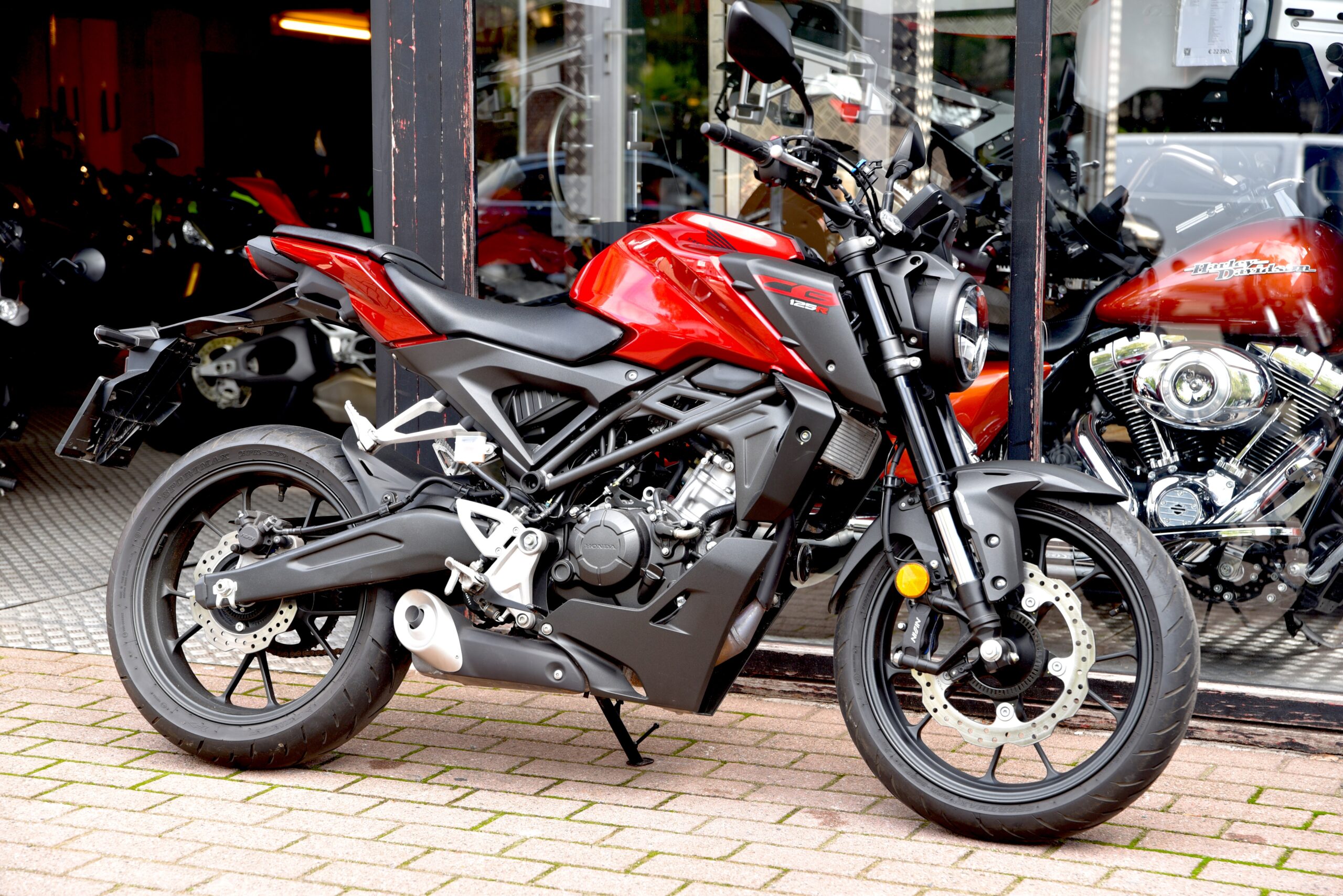 HONDA CB 125 R